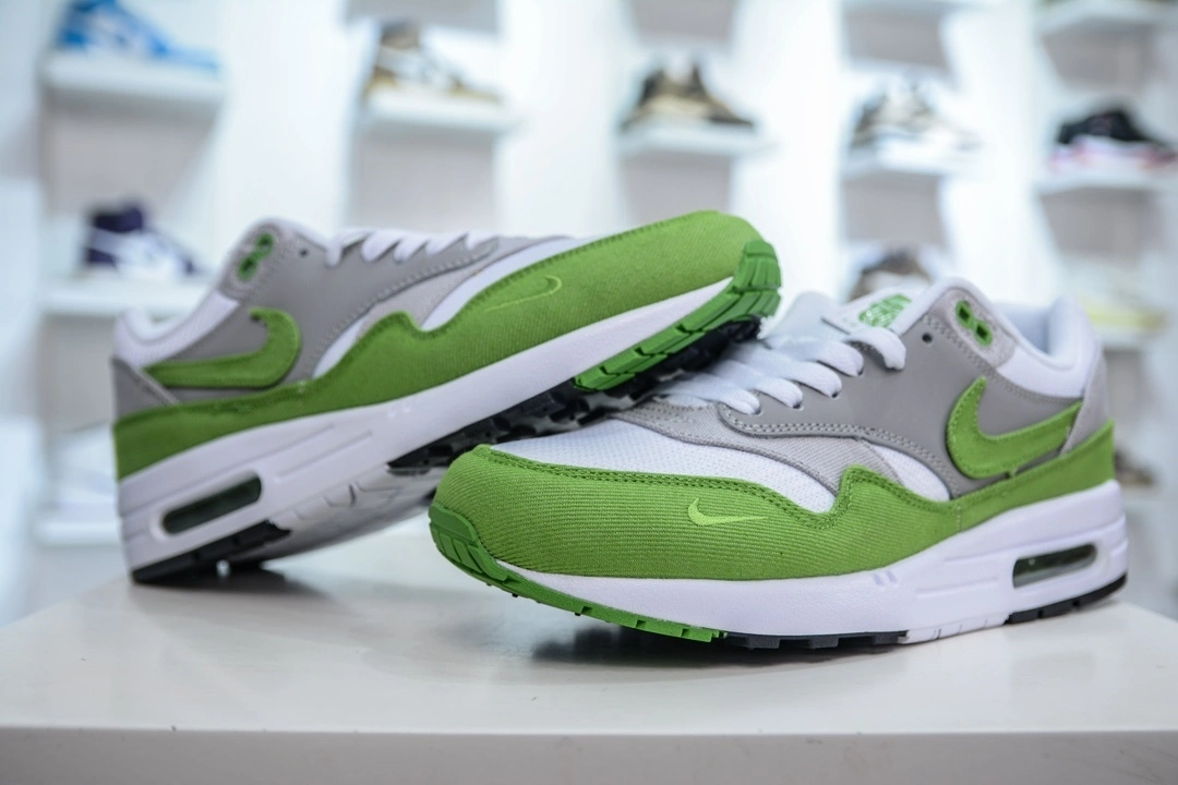 Flying pig--9ik5 HF1012-300 Air Max 1 x Patta "Chlorophyll 20th Anniversary" item: E-X575L2037B