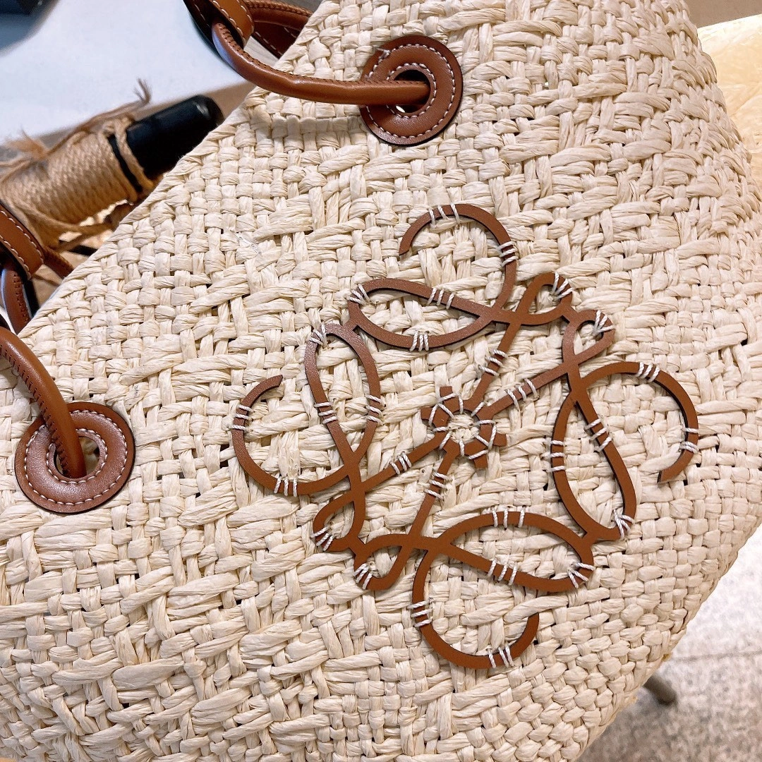 A223T43X02 leather item : BT-B013C0468