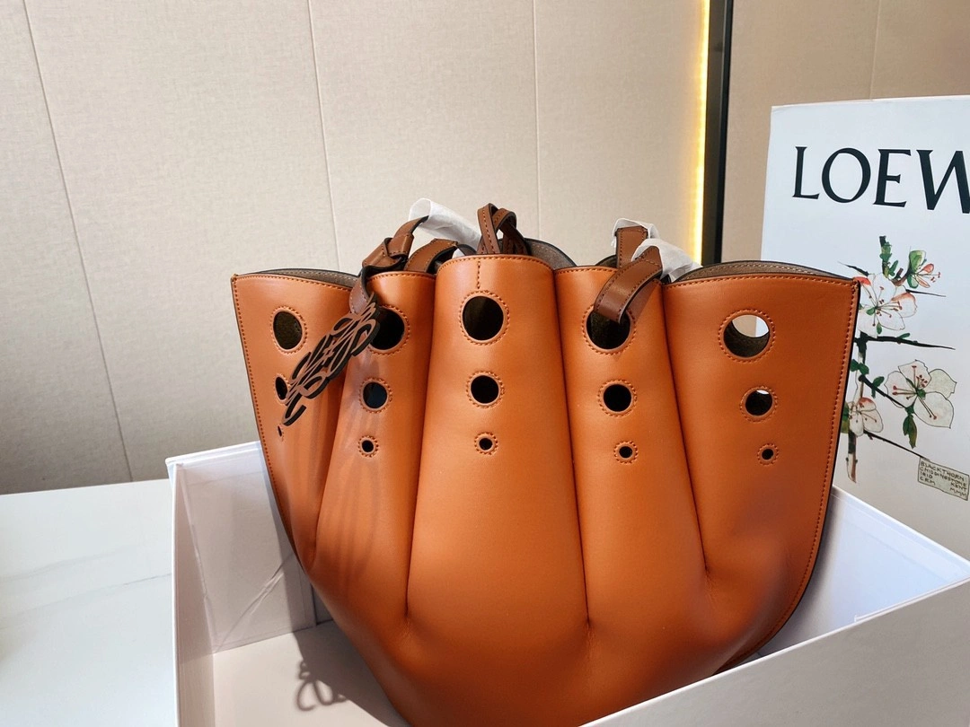 A657R52X13 shell tote item : BT-B017C0448