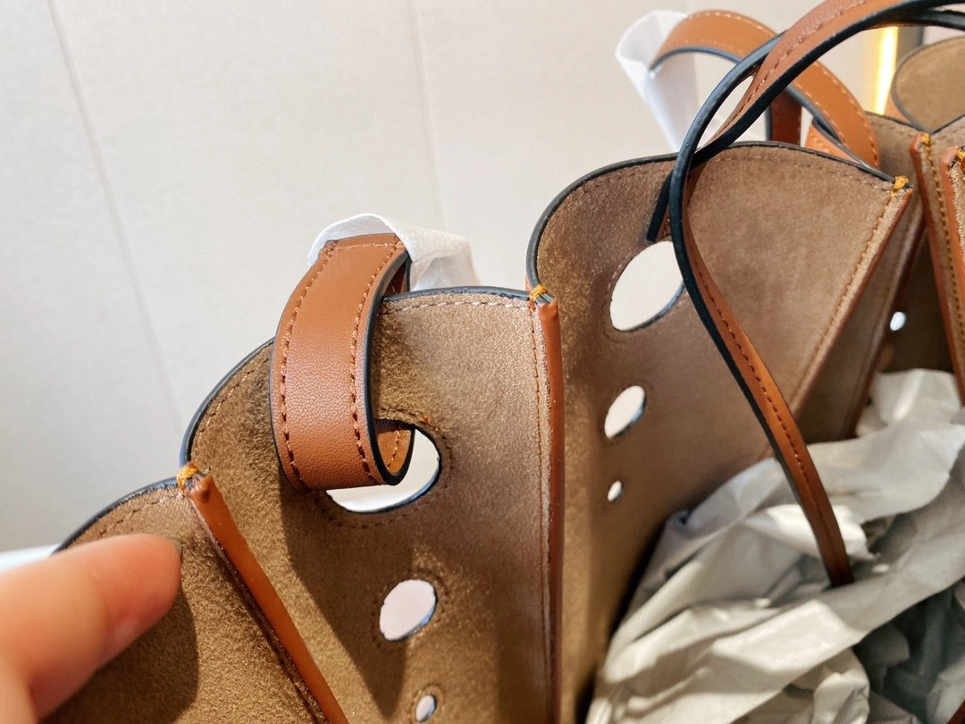 A657R52X13 shell tote item : BT-B017C0448