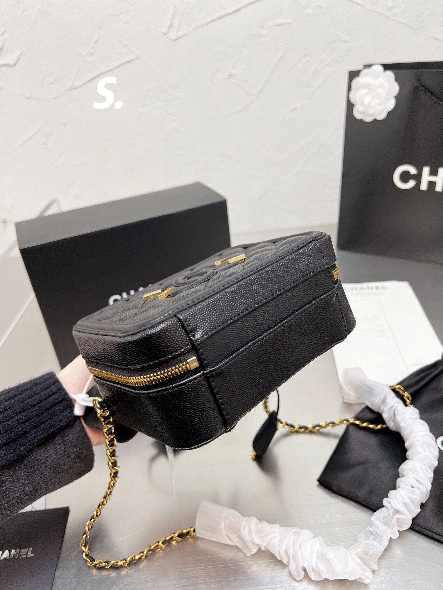 A93342 cowhide item : BT-B018C0409