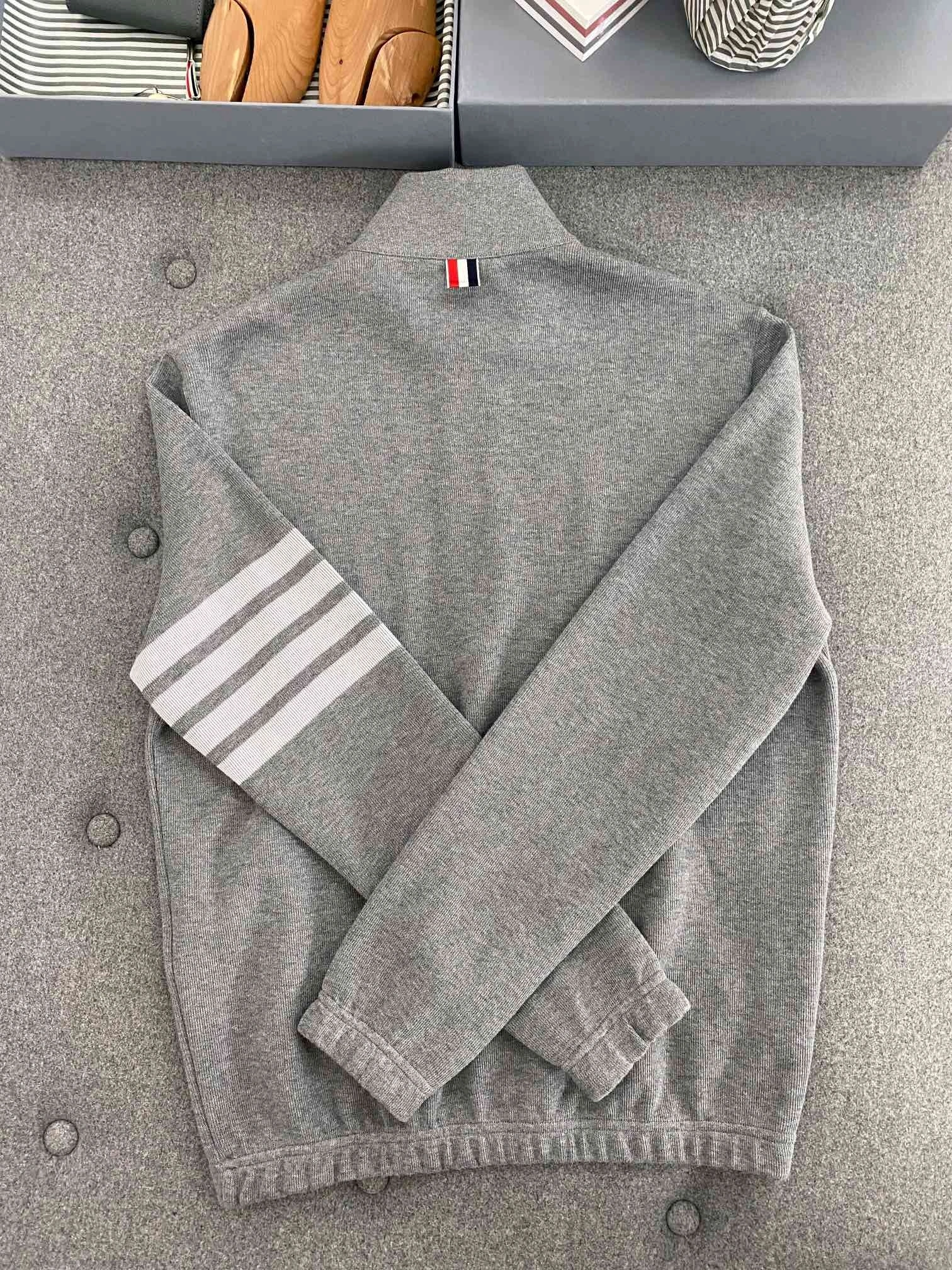 ACE--- 𝟰𝗯𝗮𝗿 high quality version item :C-F801D0308