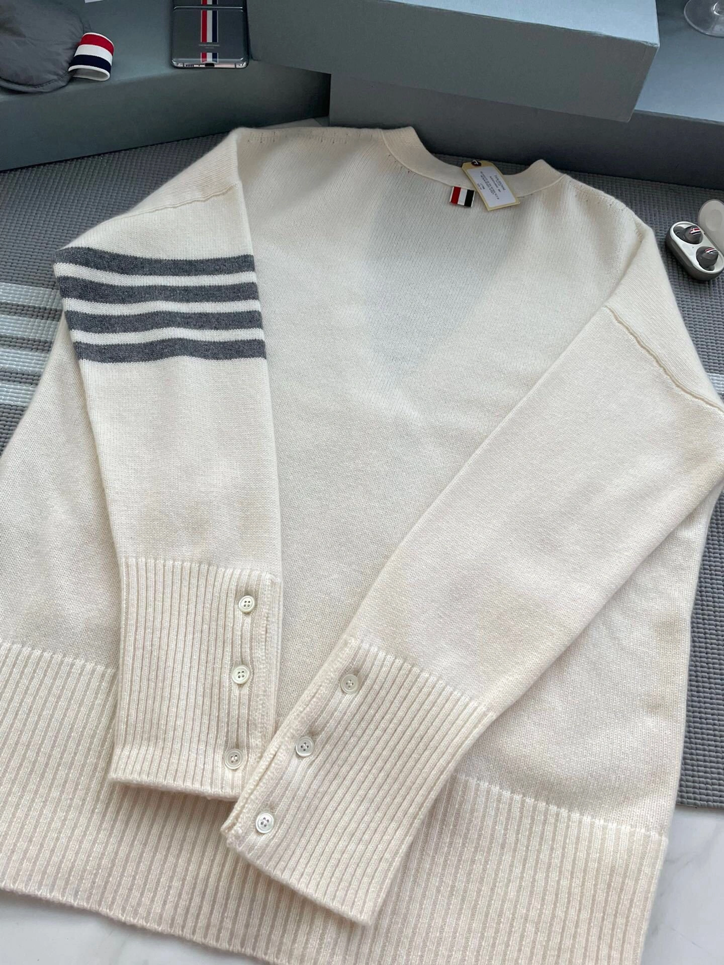 ACE --- high quality version item :C-F801D0334