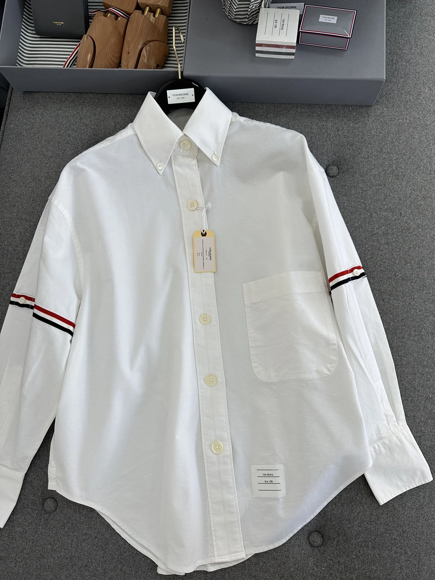 ACE--- 𝗼𝘀 high quality version item :C-F801D0344