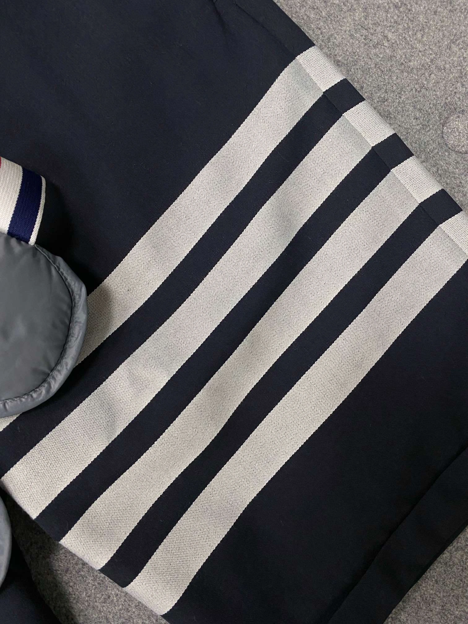 ACE--- 𝟰𝗯𝗮𝗿 high quality version item :C-F801D0373