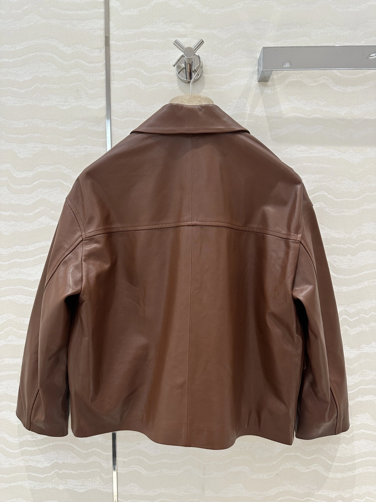 ACE -- 2ru9588o sheepskin item:E-F061I0728