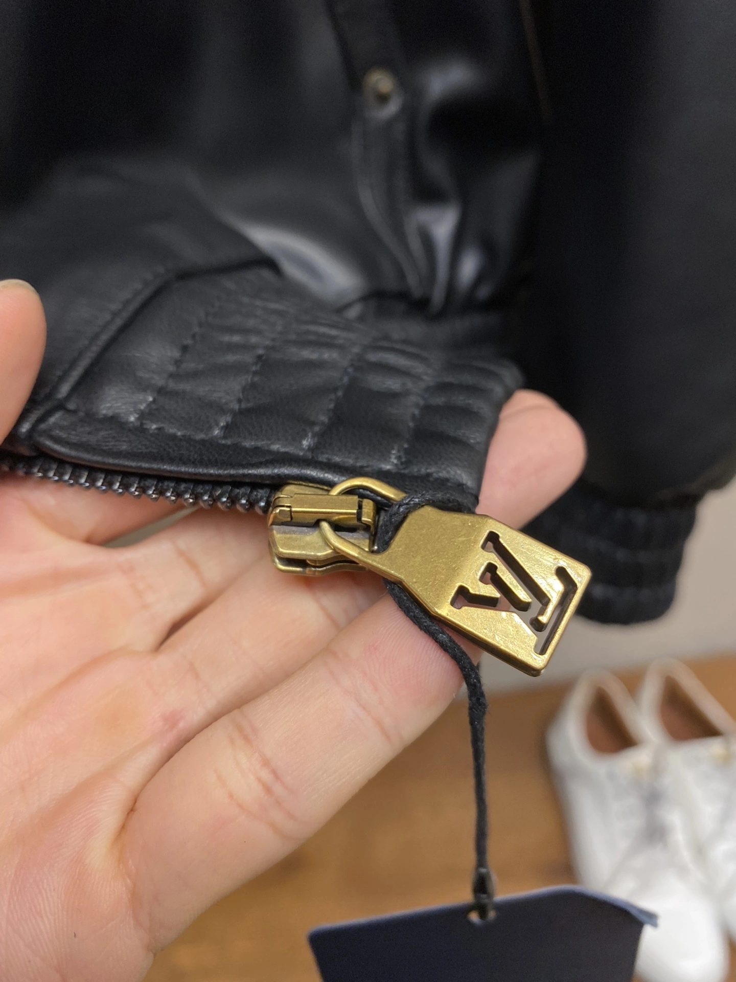 ACE -- 8V sheepskin item:D-F443J2509