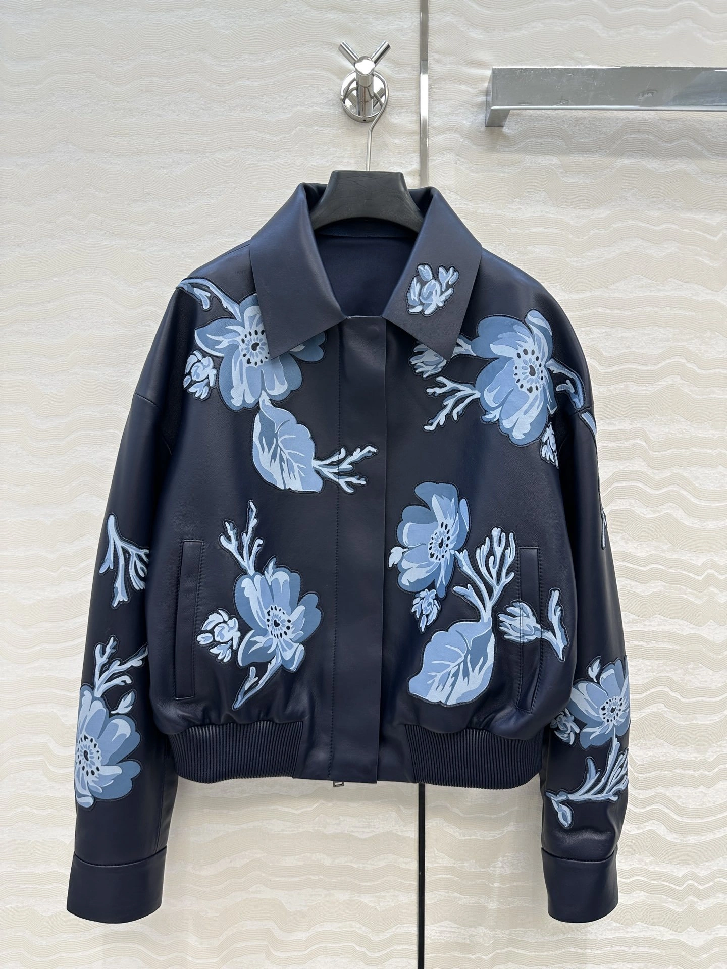 ACE -- F594i embroidery sheepskin item:E-F061I0716