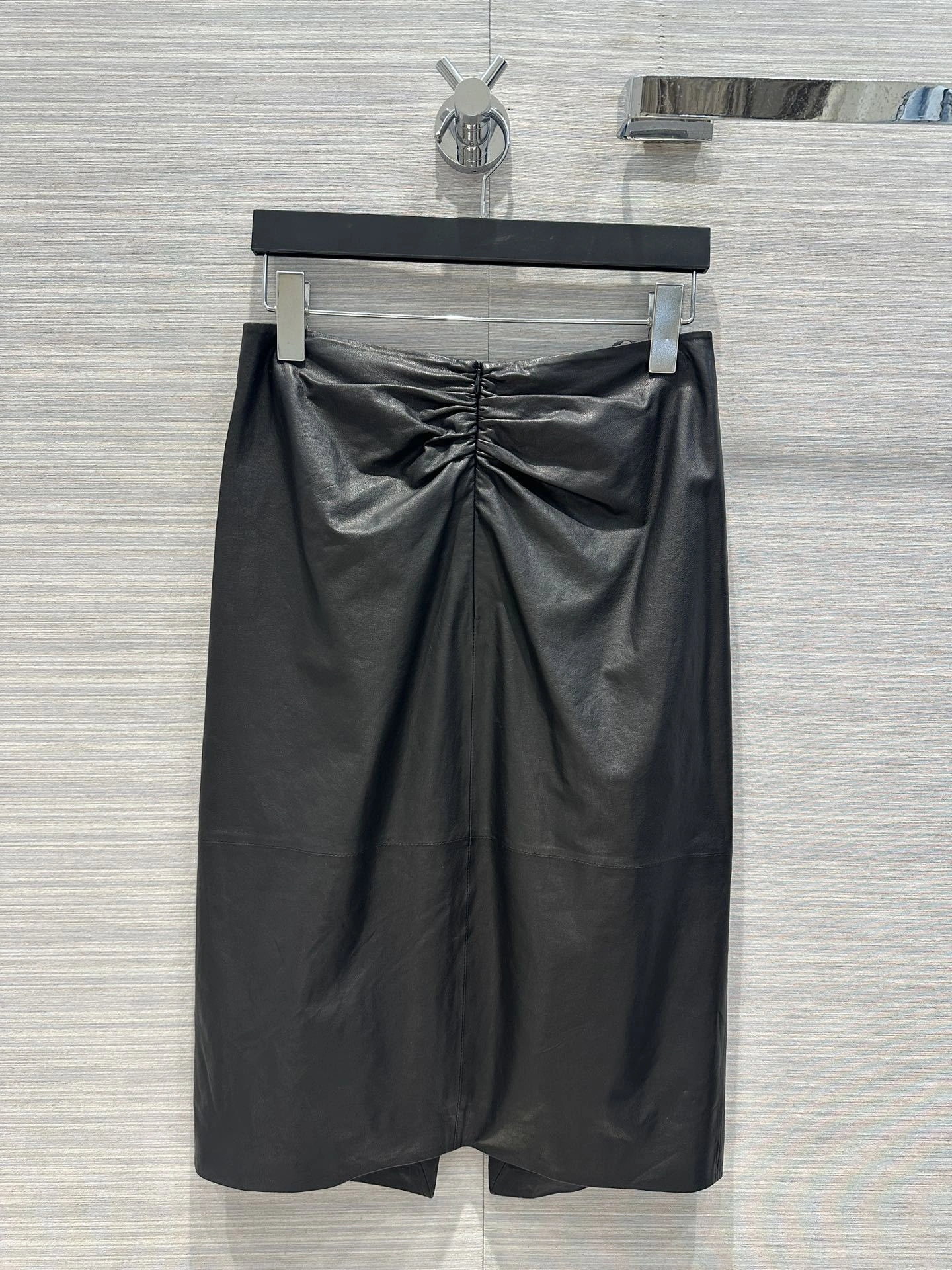 ACE -- Yv5s item:D-F061F1665