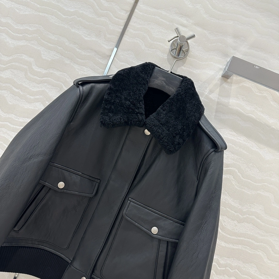 ACE -- Yv5s item:E-F061I0717