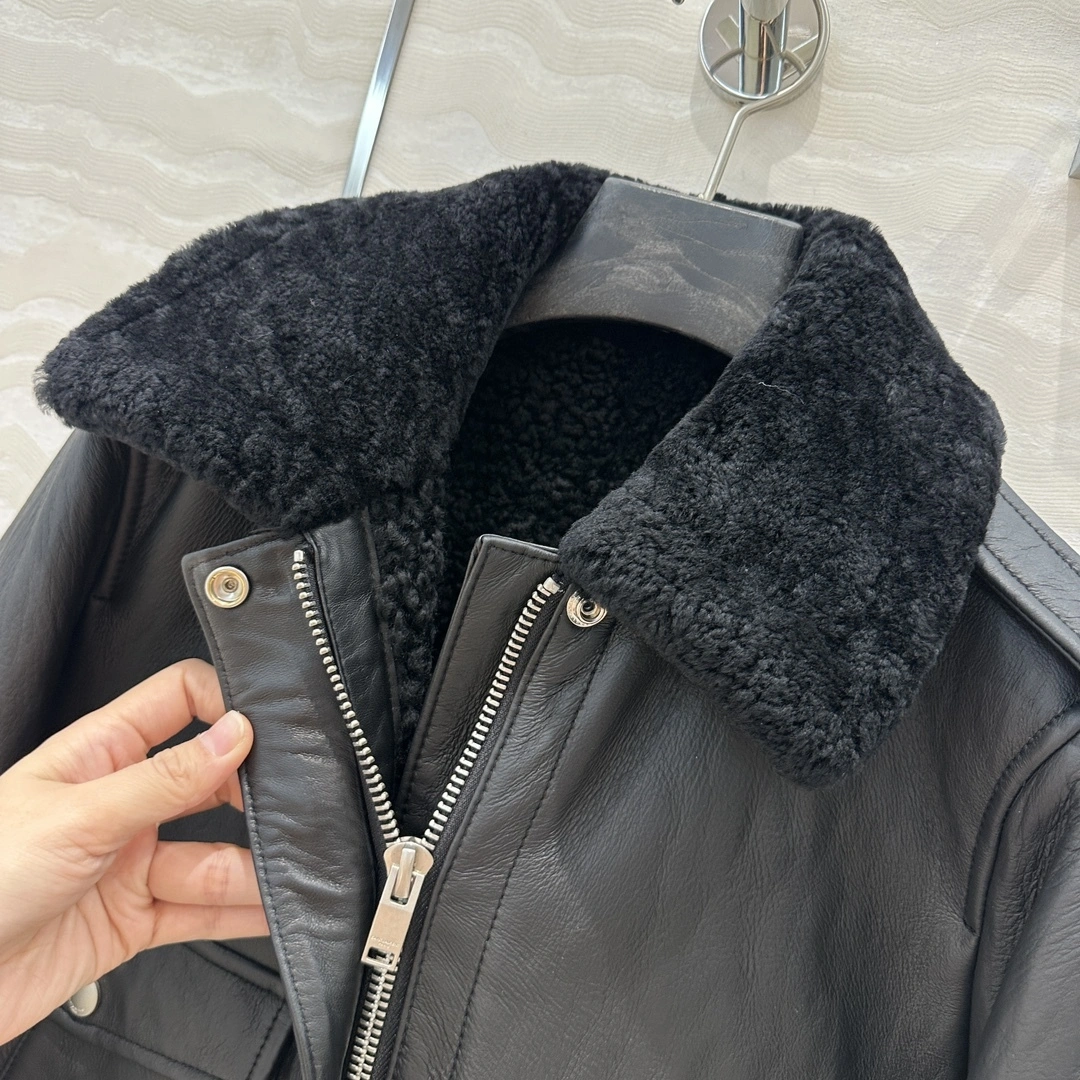 ACE -- Yv5s item:E-F061I0717