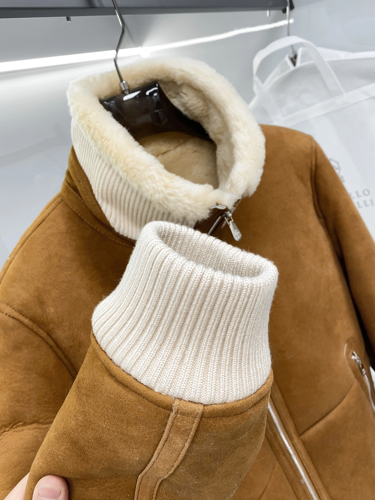 ACE-- 2ru9588o sheepskin high quality version item:E-F000G1298F