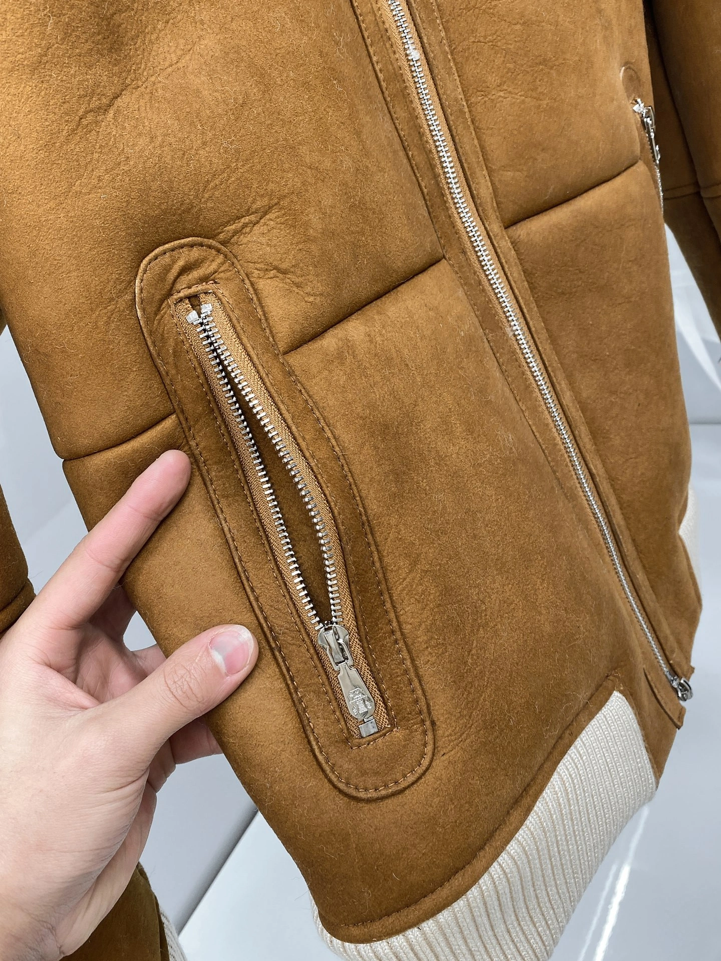 ACE-- 2ru9588o sheepskin high quality version item:E-F000G1298F