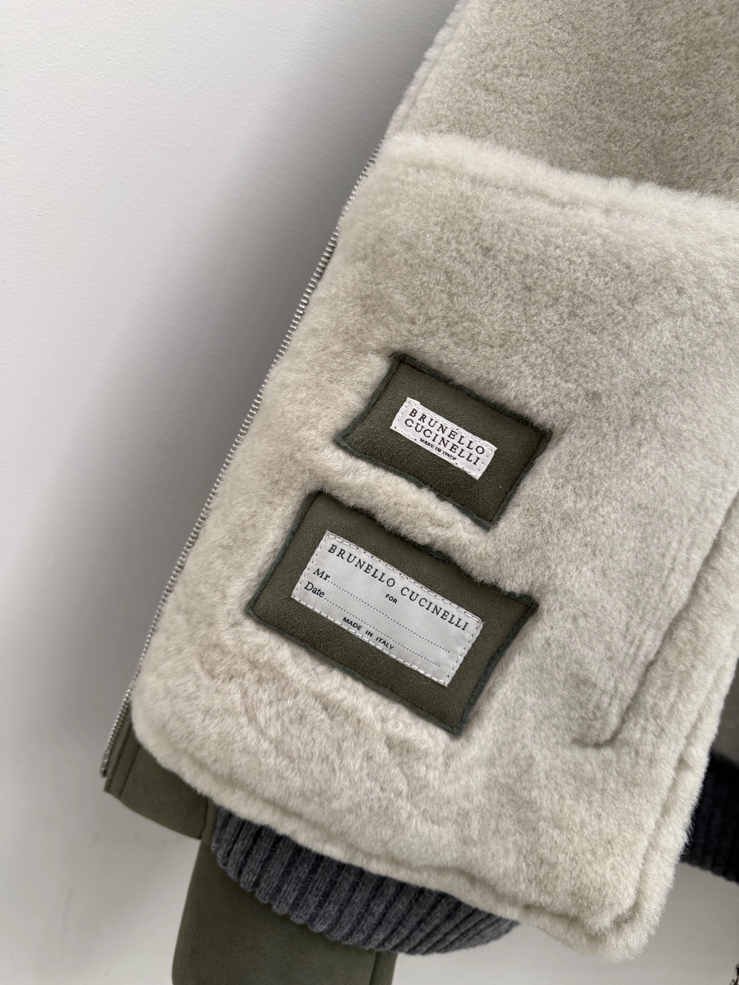 ACE-- 2ru9588o sheepskin item:E-F409K1718