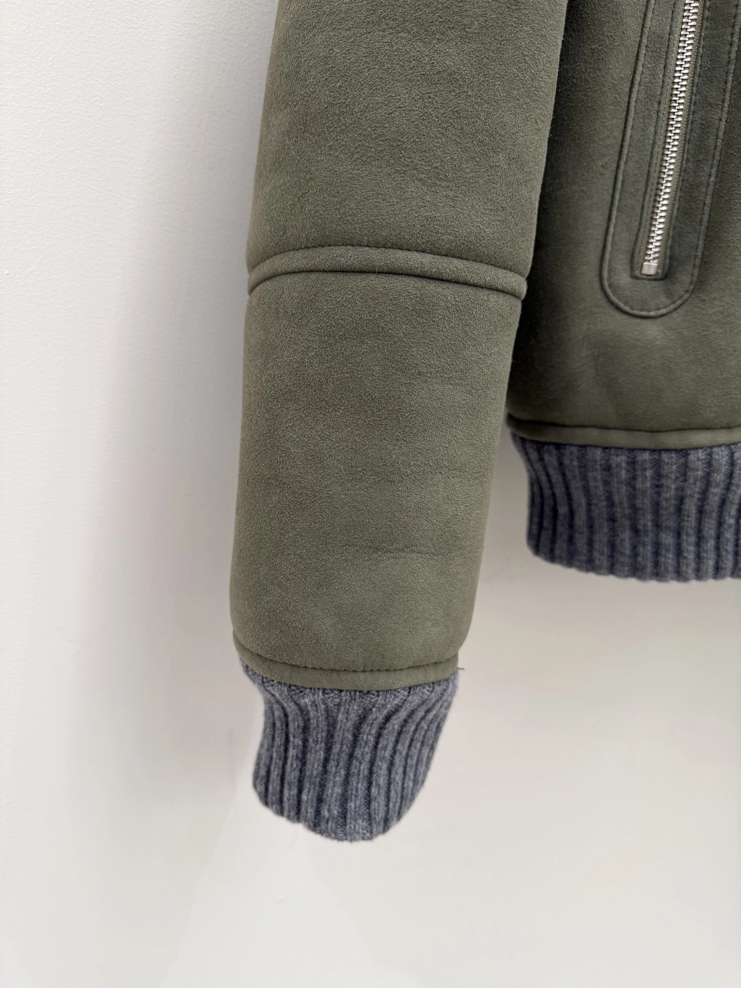ACE-- 2ru9588o sheepskin item:E-F409K1718