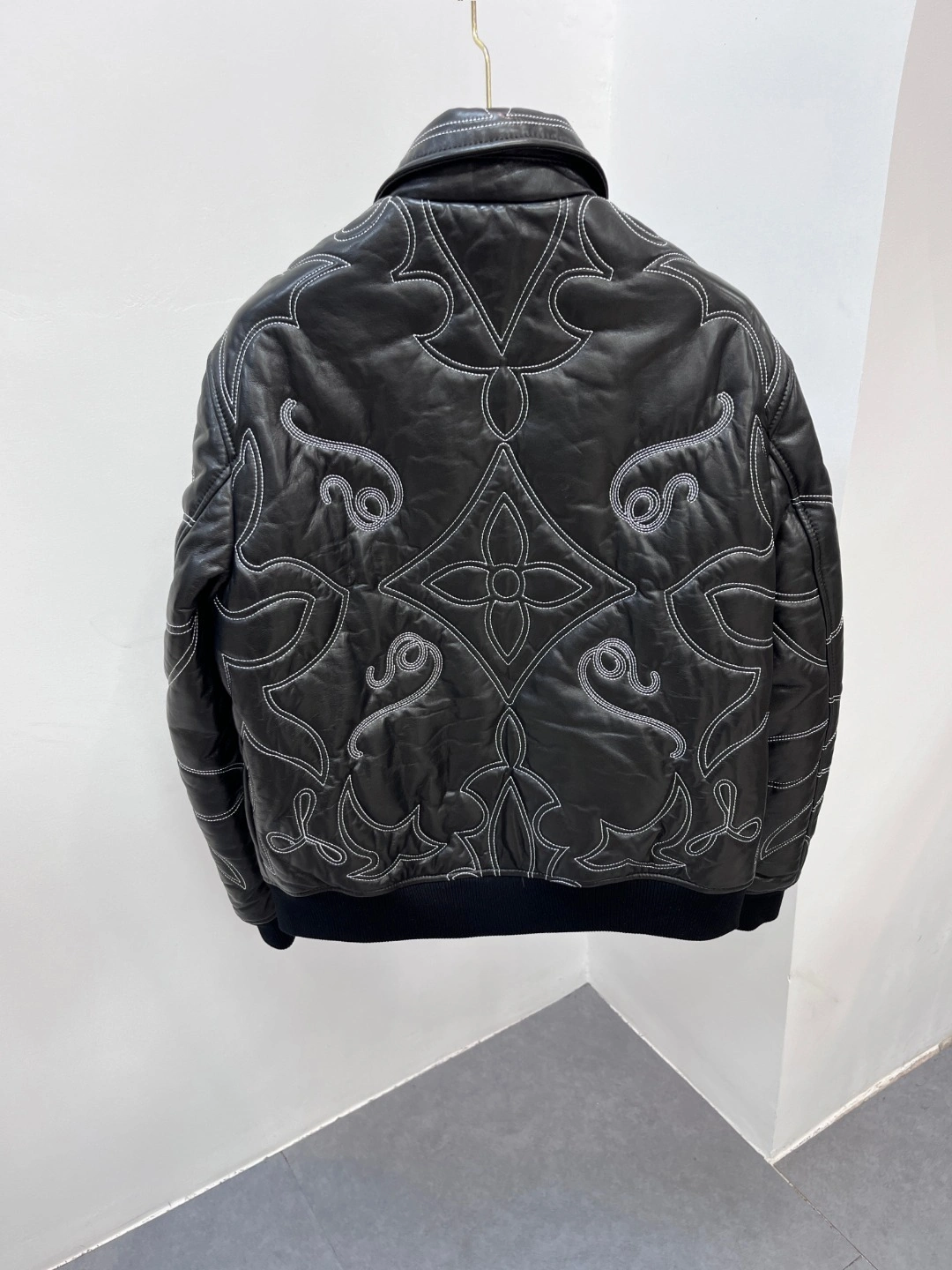 ACE-- 8V Calfskin embroidery item:E-F000K2106F