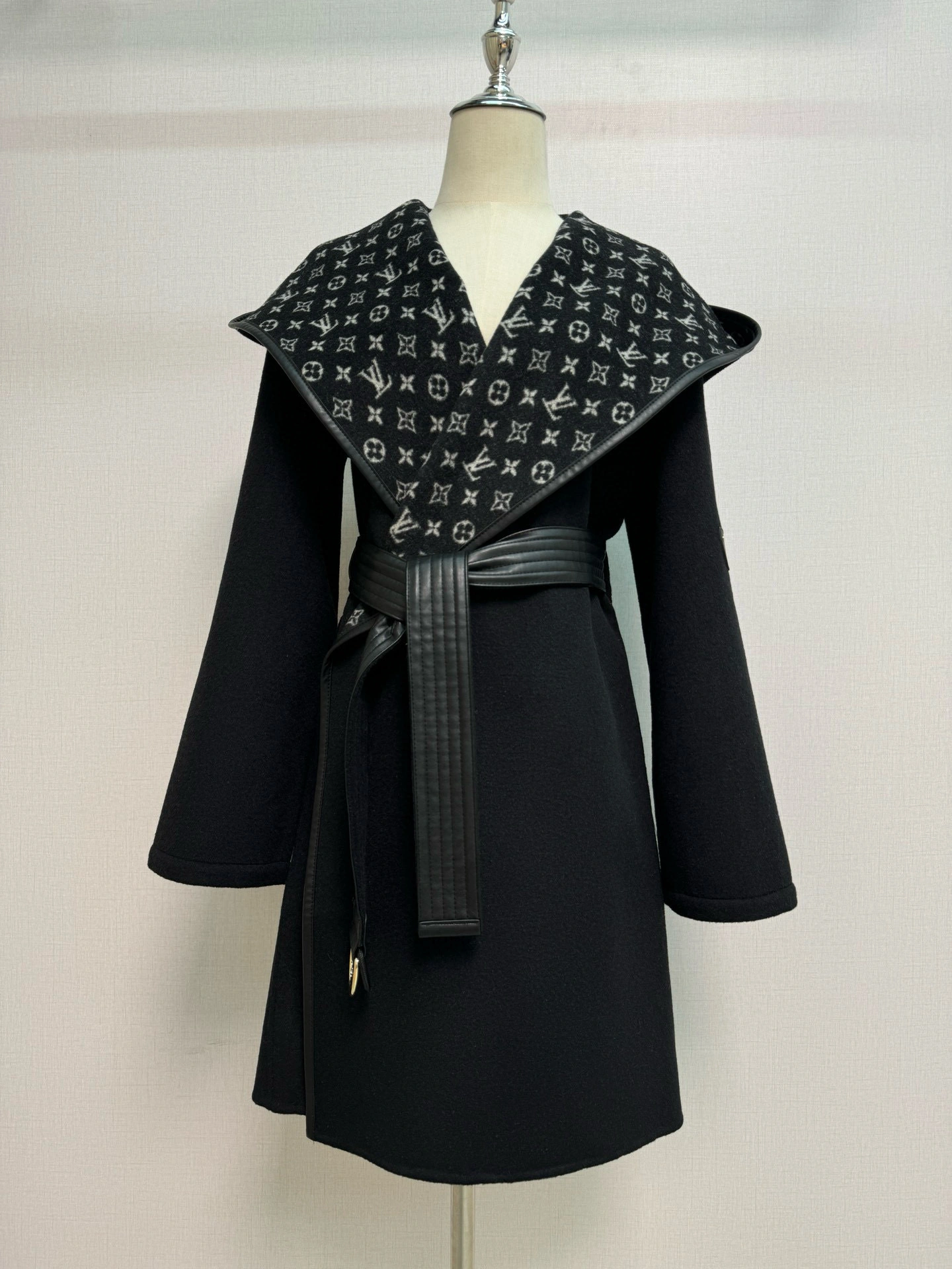 ACE-- 8V MONOGRAM 99 wool mulberry silk item:E-F468L1206H