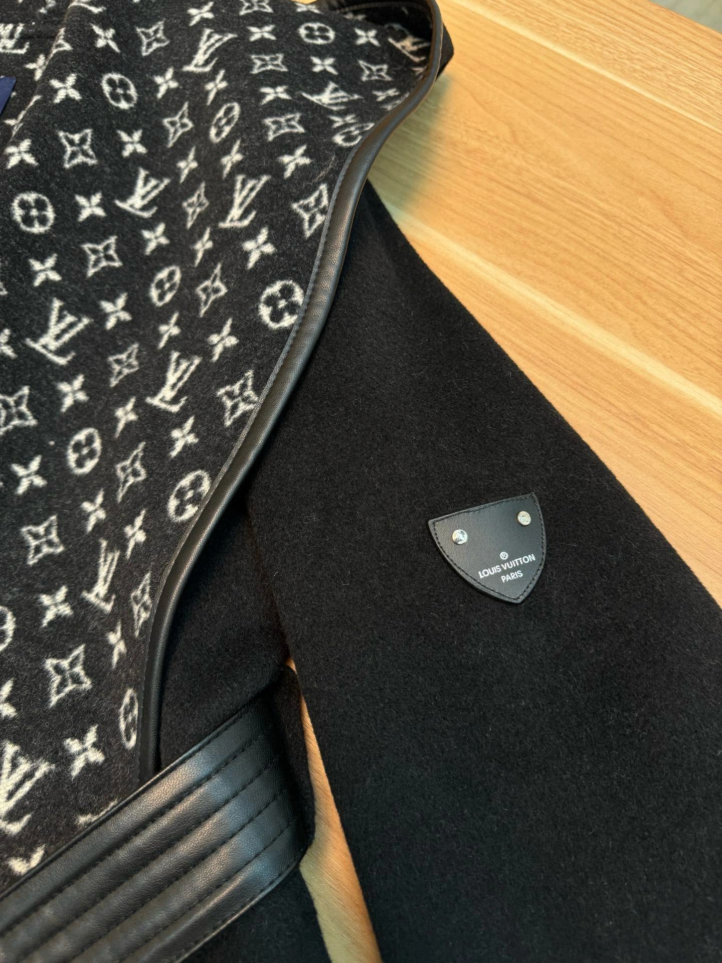 ACE-- 8V MONOGRAM 99 wool mulberry silk item:E-F468L1206H