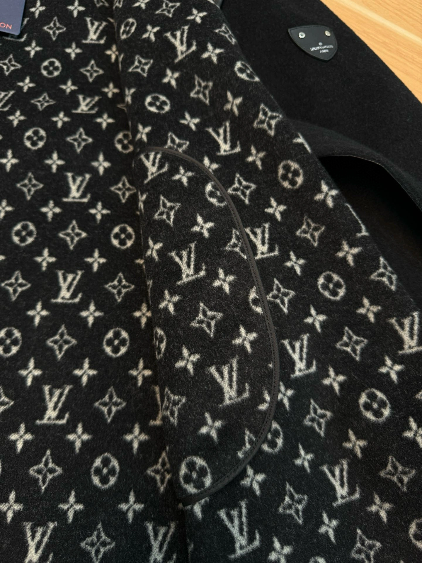 ACE-- 8V MONOGRAM 99 wool mulberry silk item:E-F468L1206H