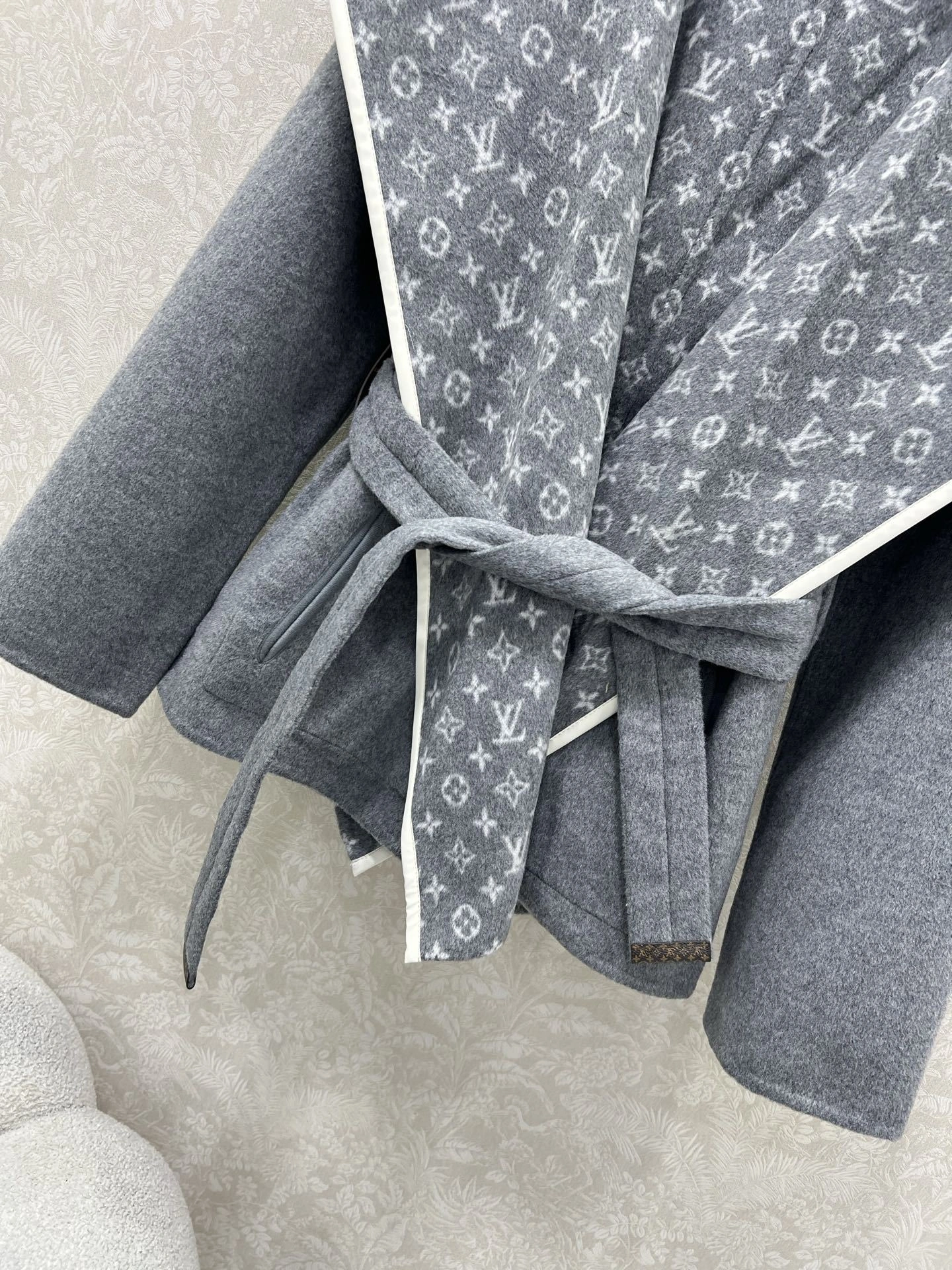ACE-- 8V Monogram 99wool mulberry silk item:E-F000L1202H