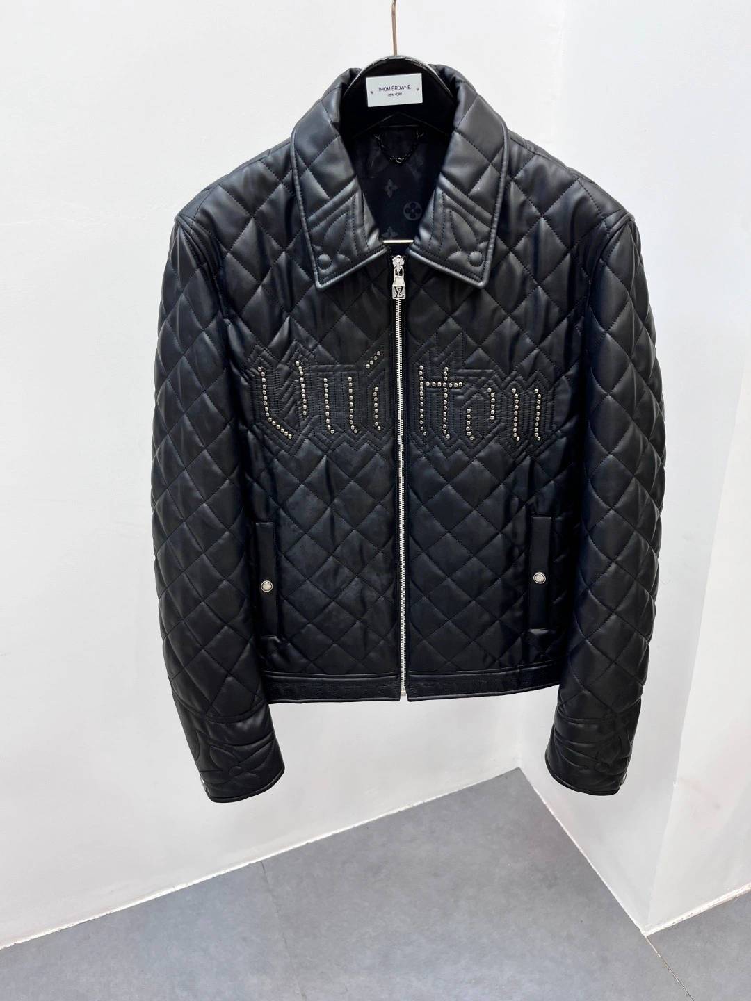 ACE-- 8V sheepskin embroidery item:E-F000K2105F
