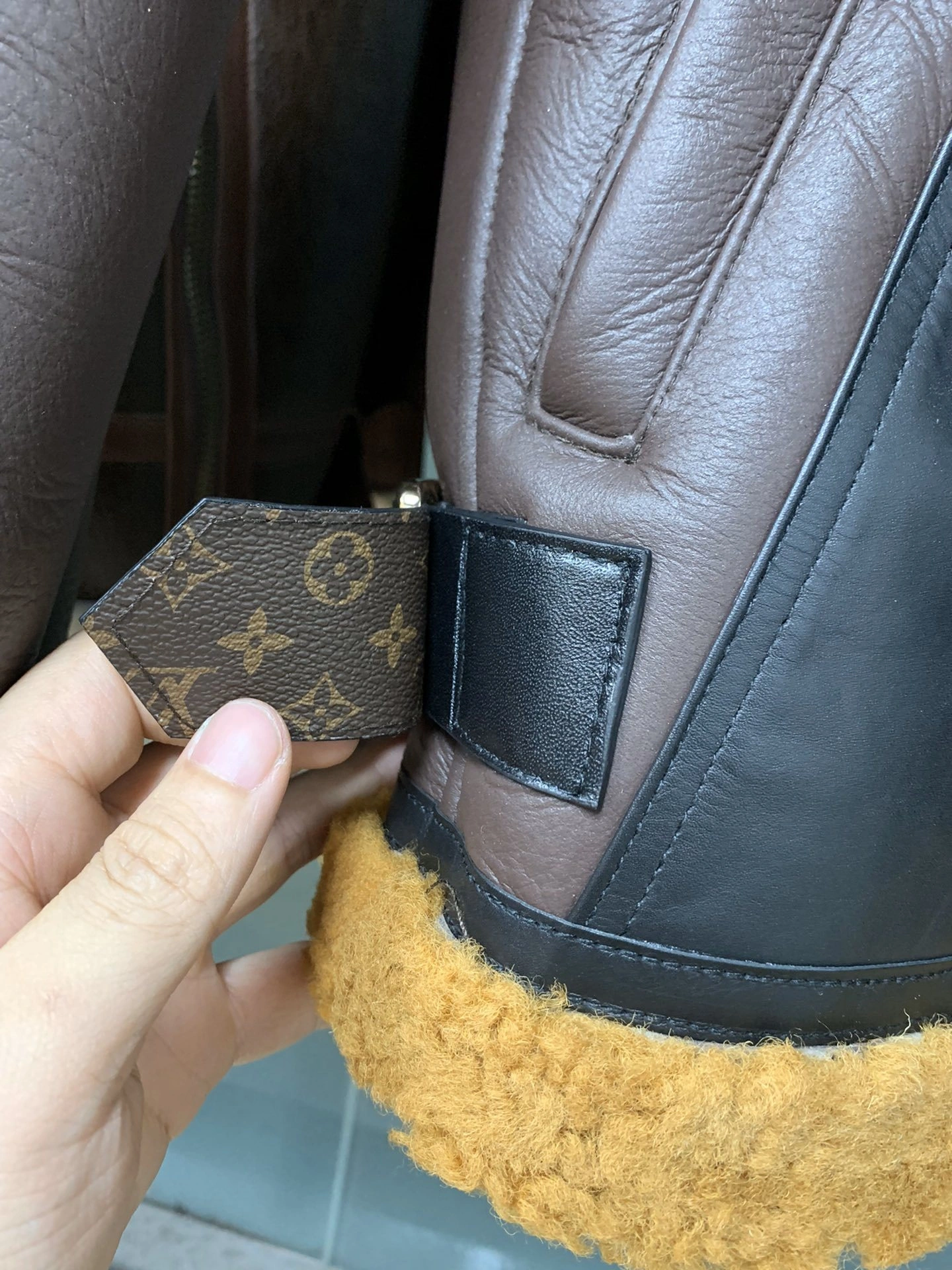 ACE-- 8V sheepskin item:E-F409K1713
