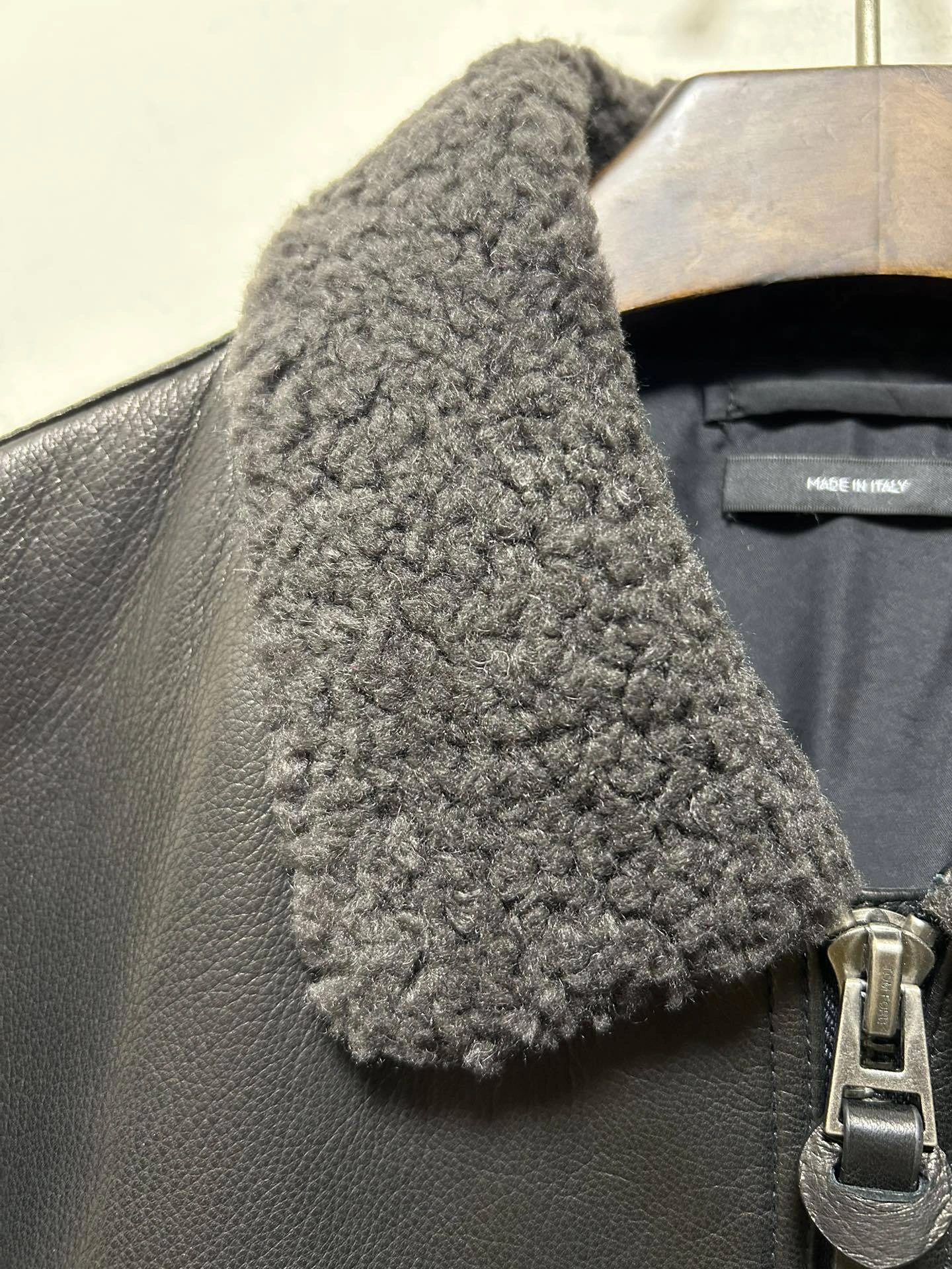 ACE-- To7 For4 lambskin item:D-F409J0533