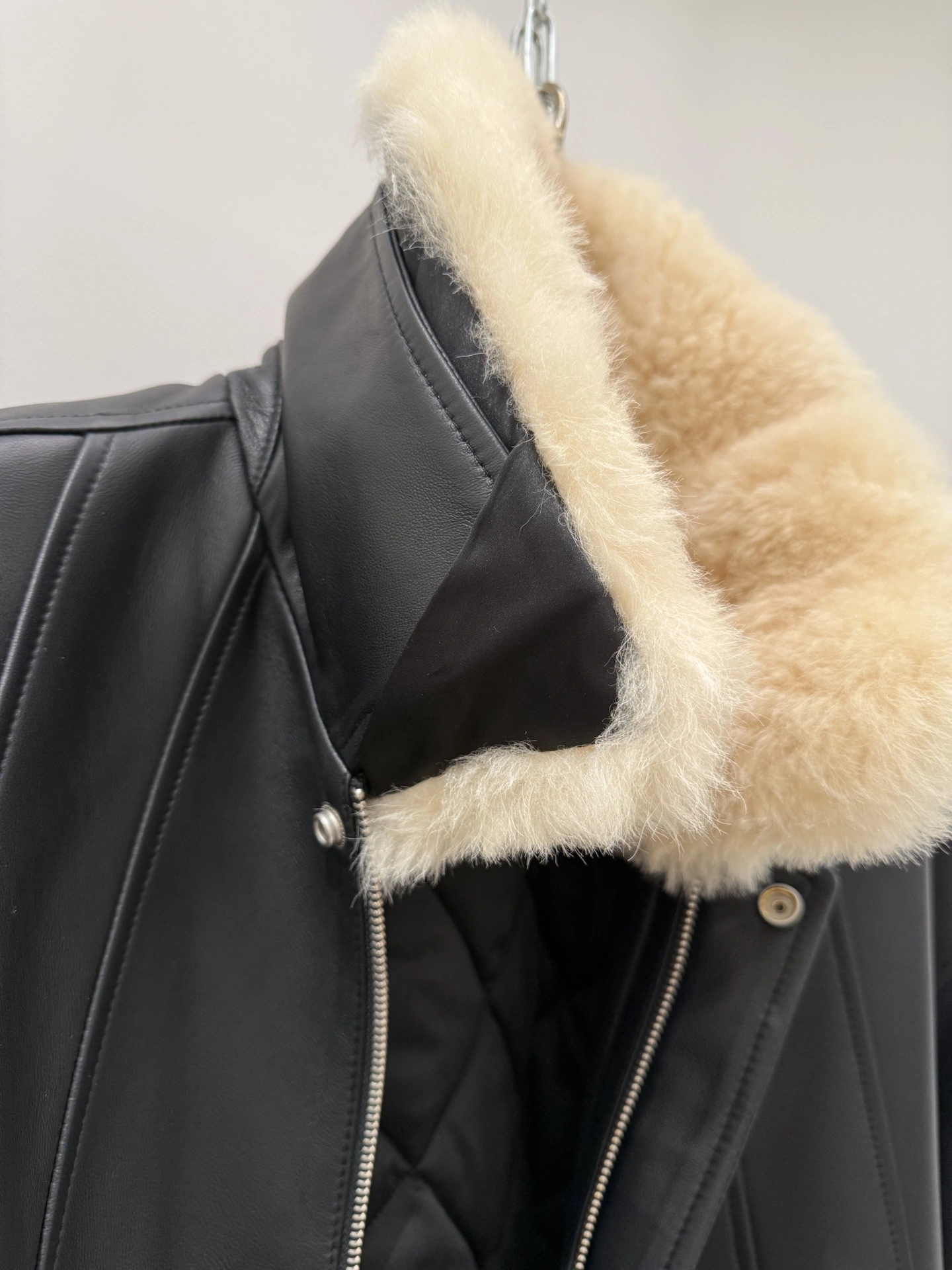 ACE-- V595t1 sheepskin cashmere item:E-F409K1950