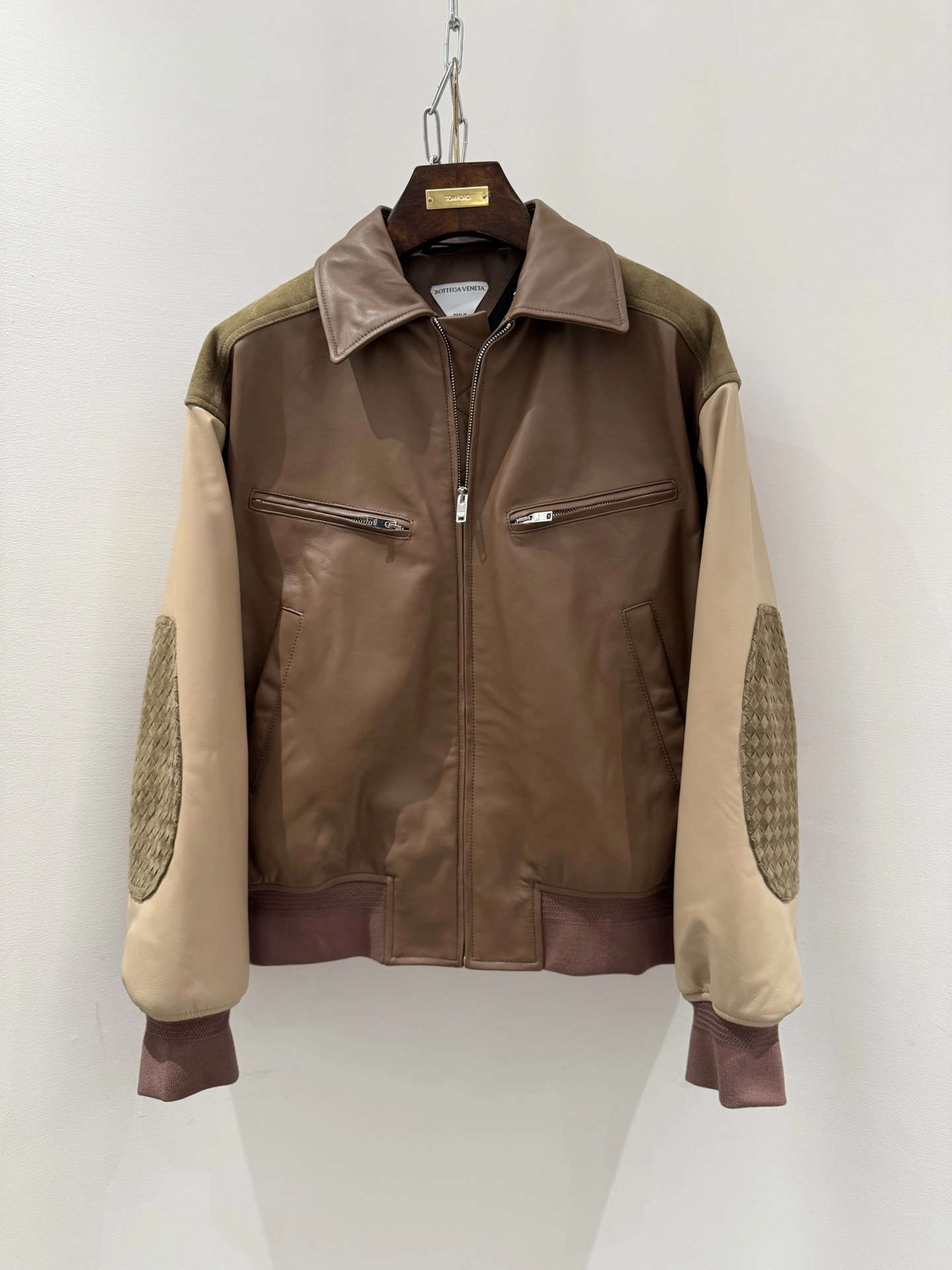 ACE-- V595t1 sheepskin item:E-F409K1711