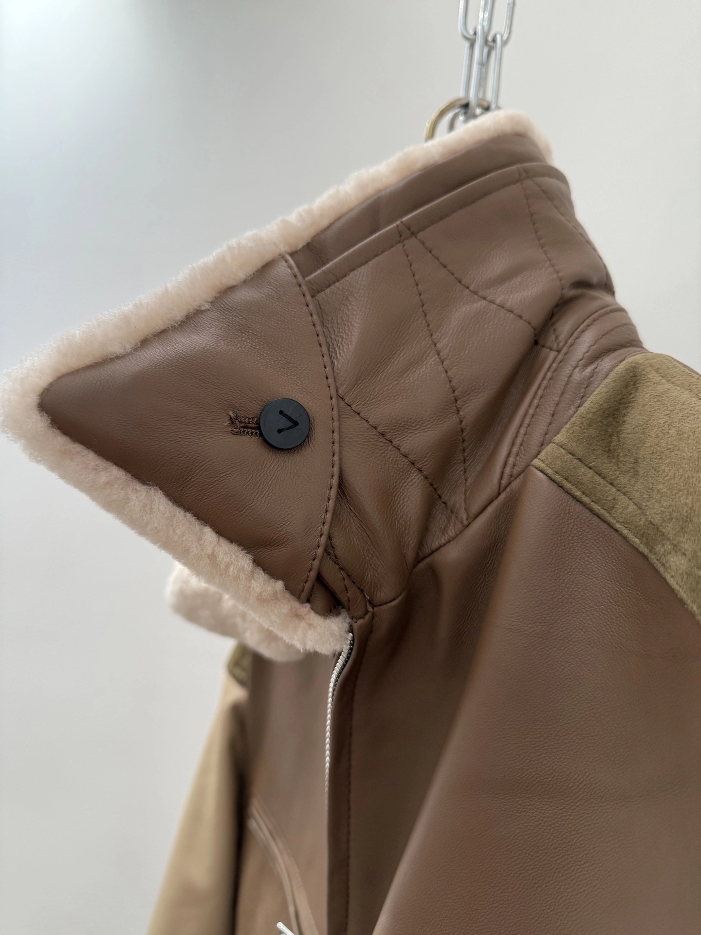 ACE-- V595t1 sheepskin item:E-F409K1711