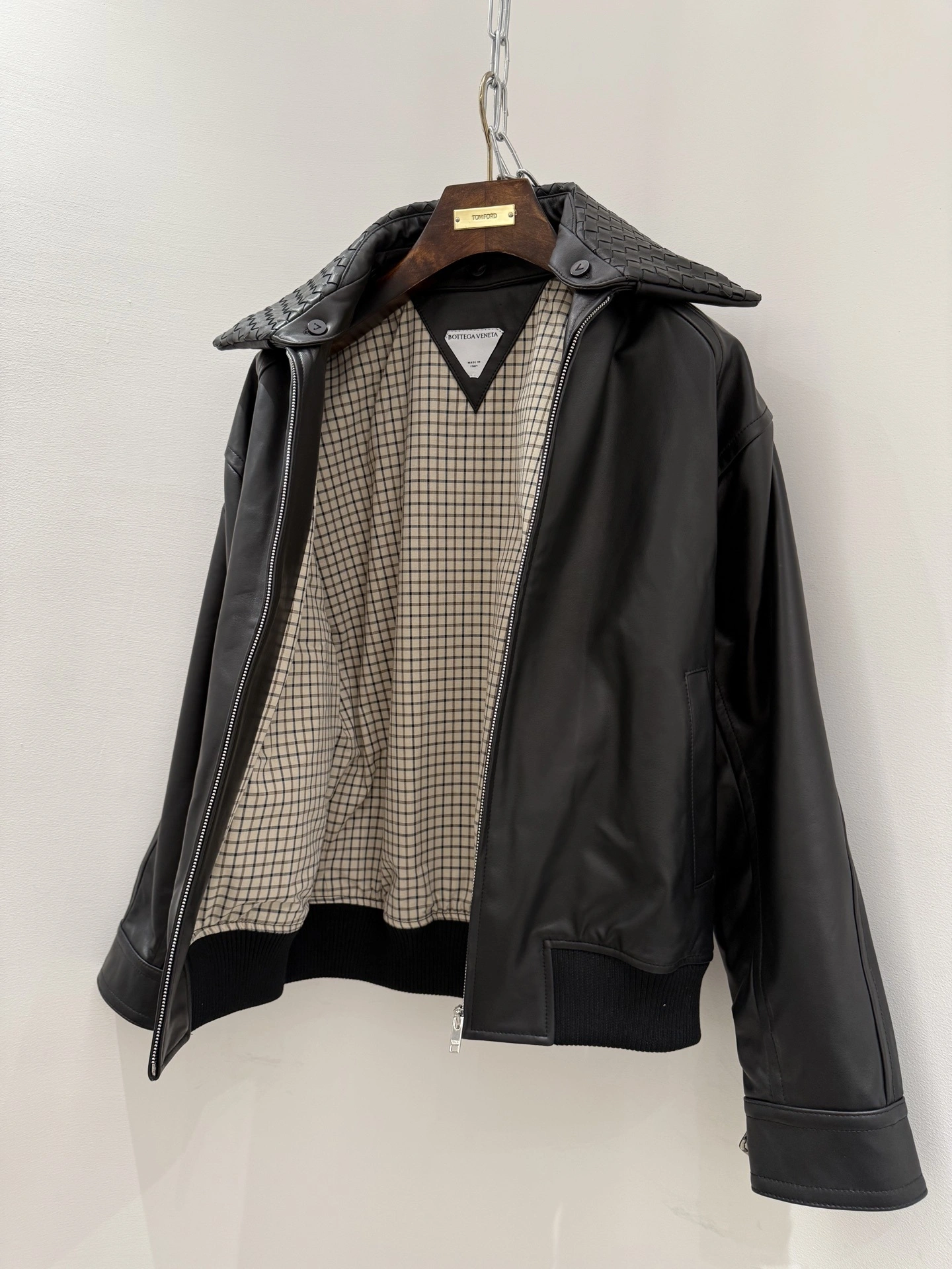 ACE-- V595t1 sheepskin item:E-F409K1712