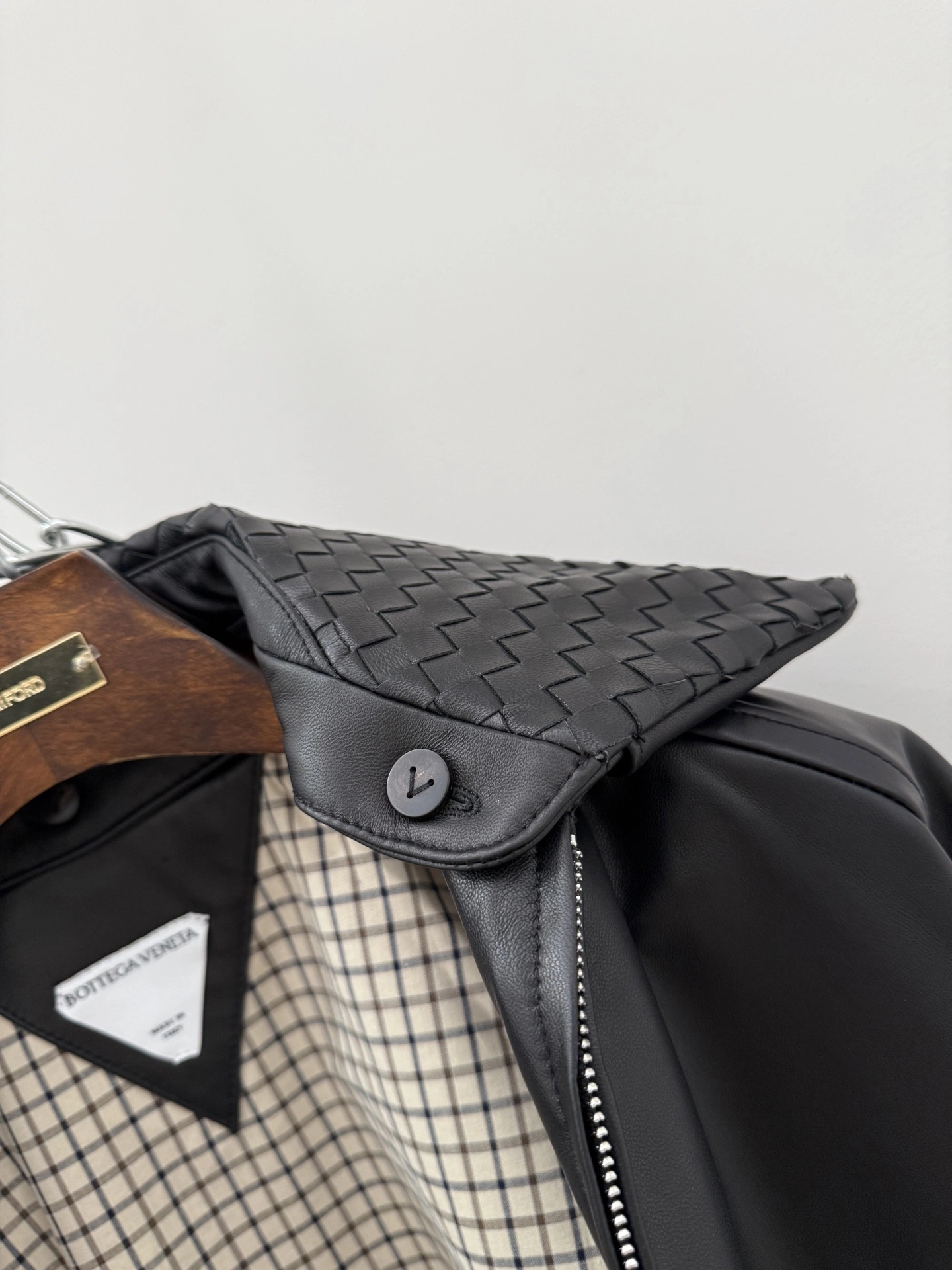 ACE-- V595t1 sheepskin item:E-F409K1712