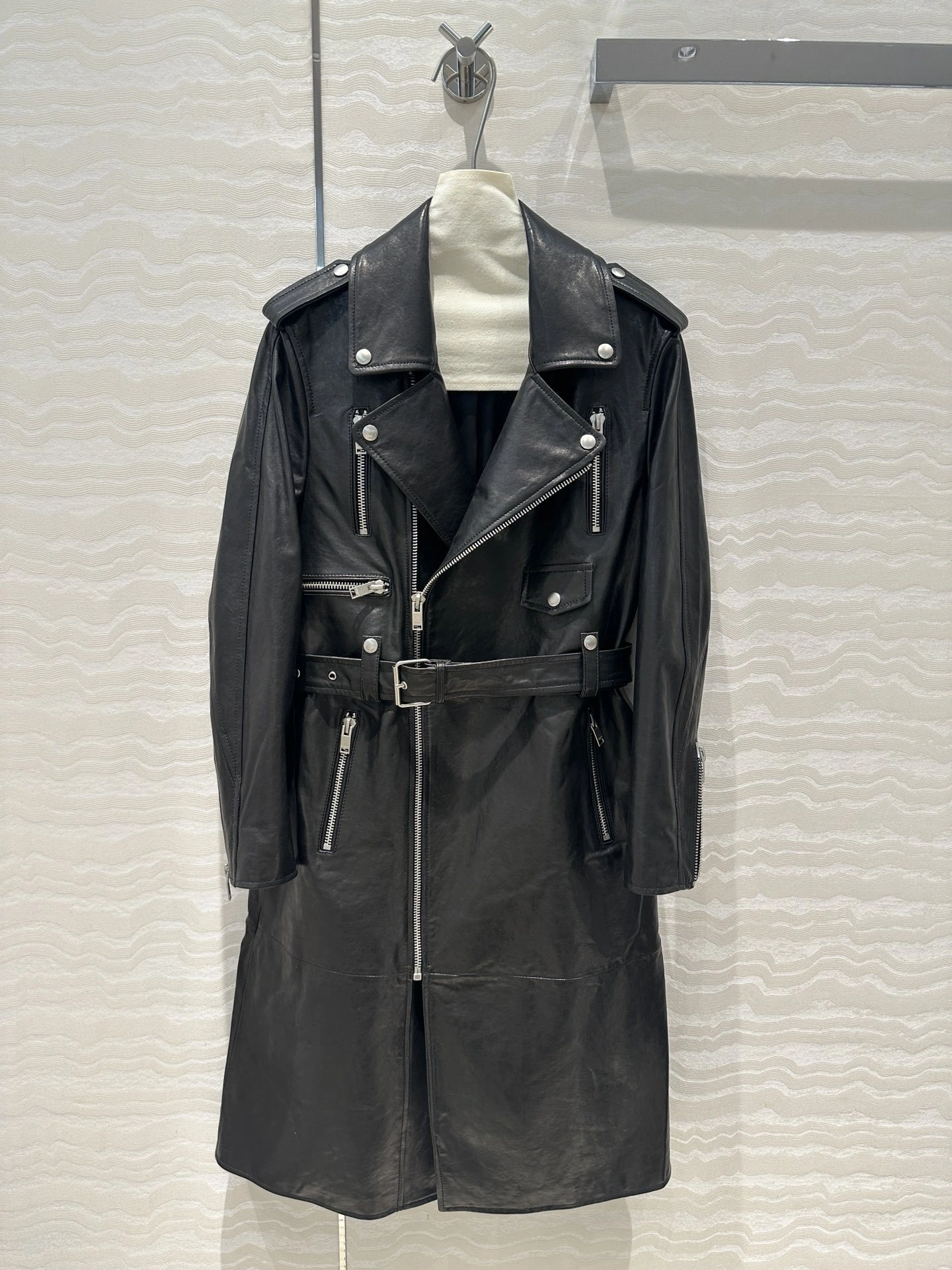 ACE-- Yv5s 100% sheepskin item:D-F061I0730