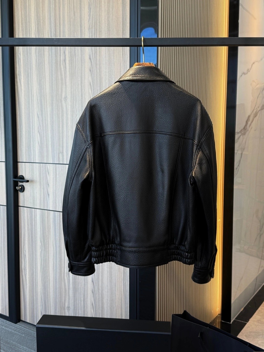 ACE-- Yv5s sheepskin item: E-F409I1504