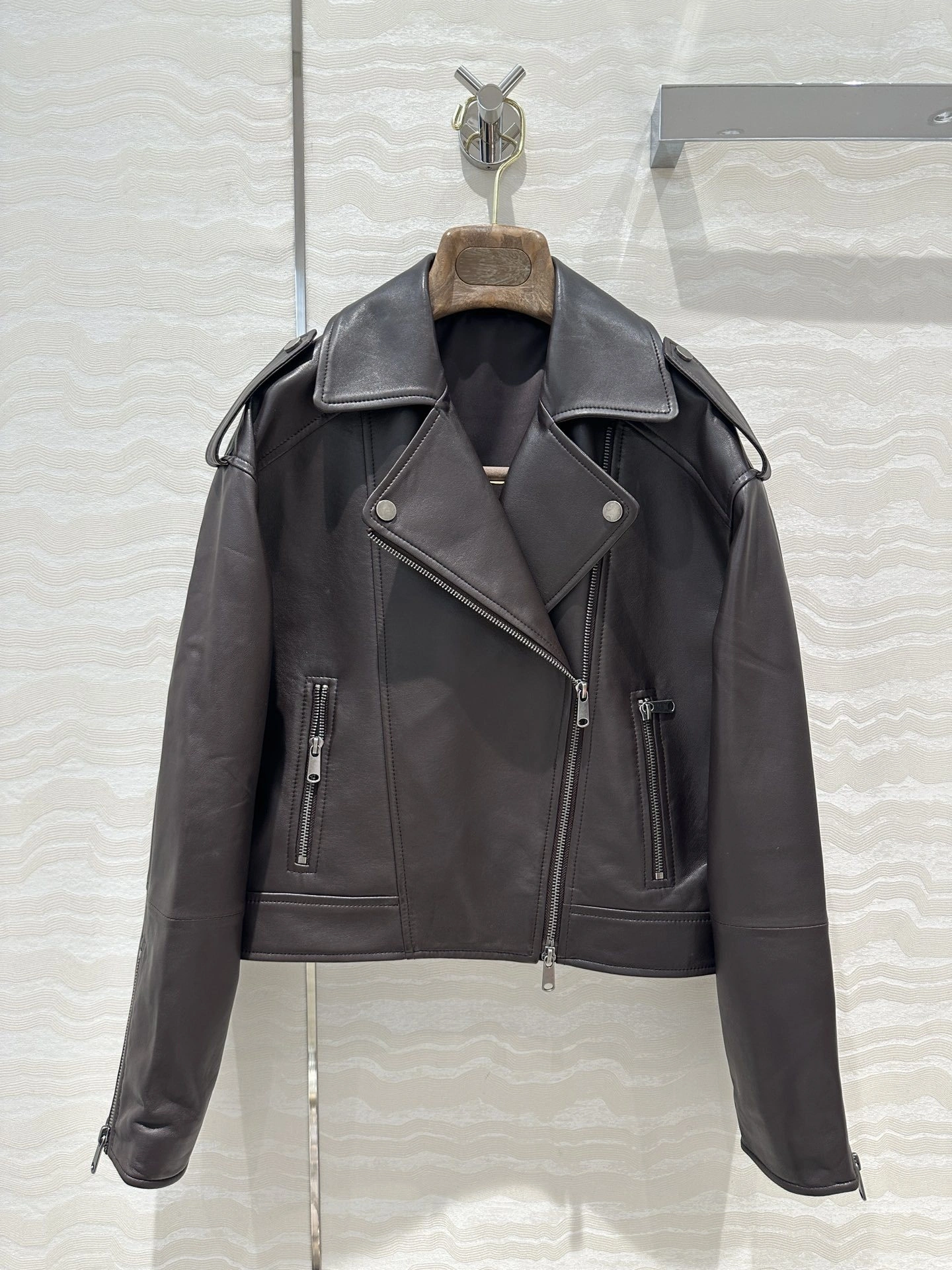 ACE- 2ru9588o 100% lambskin item:D-F061I0608