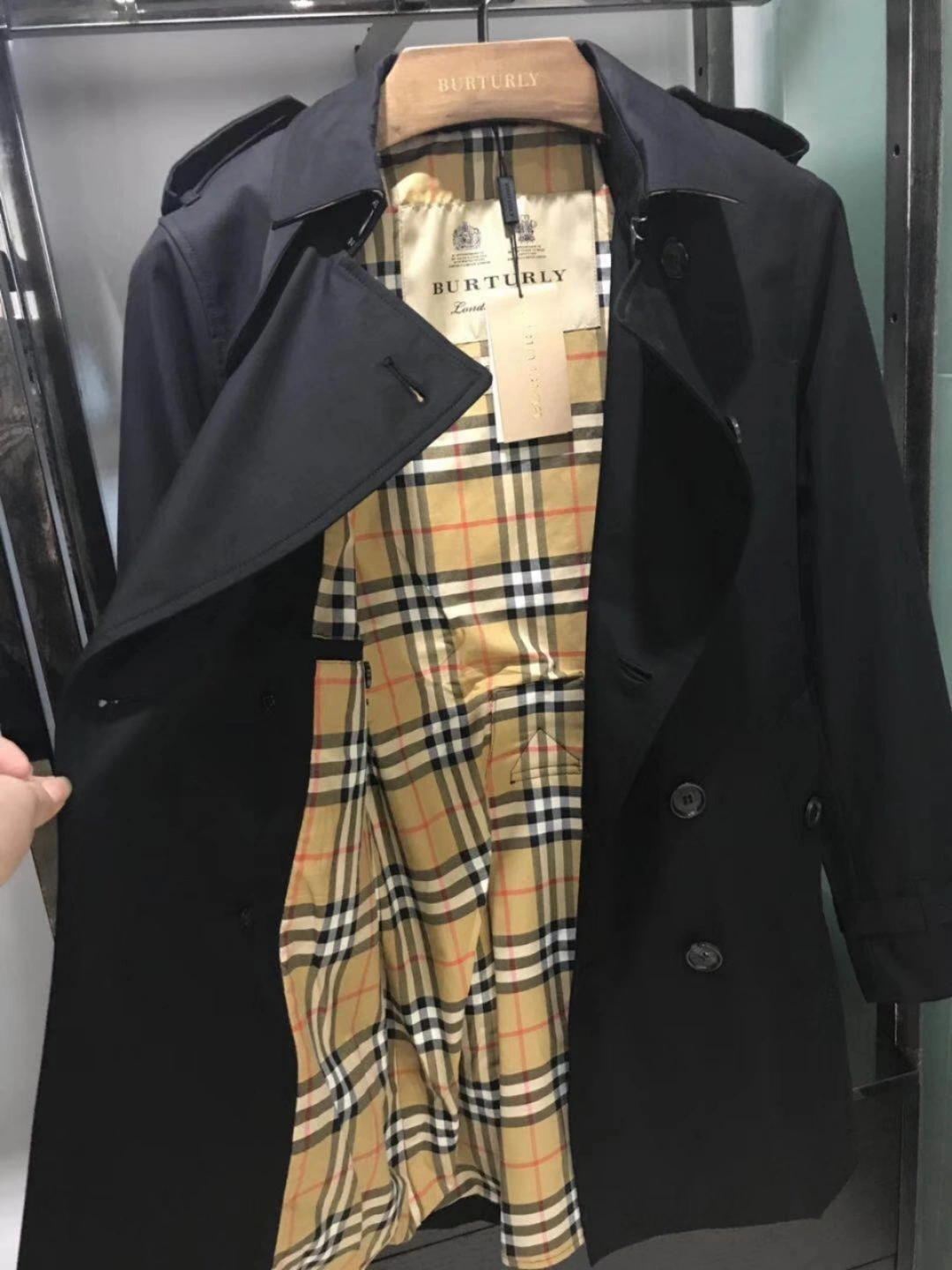 ACE- 2ur25rry Trench item:D-F409J5555