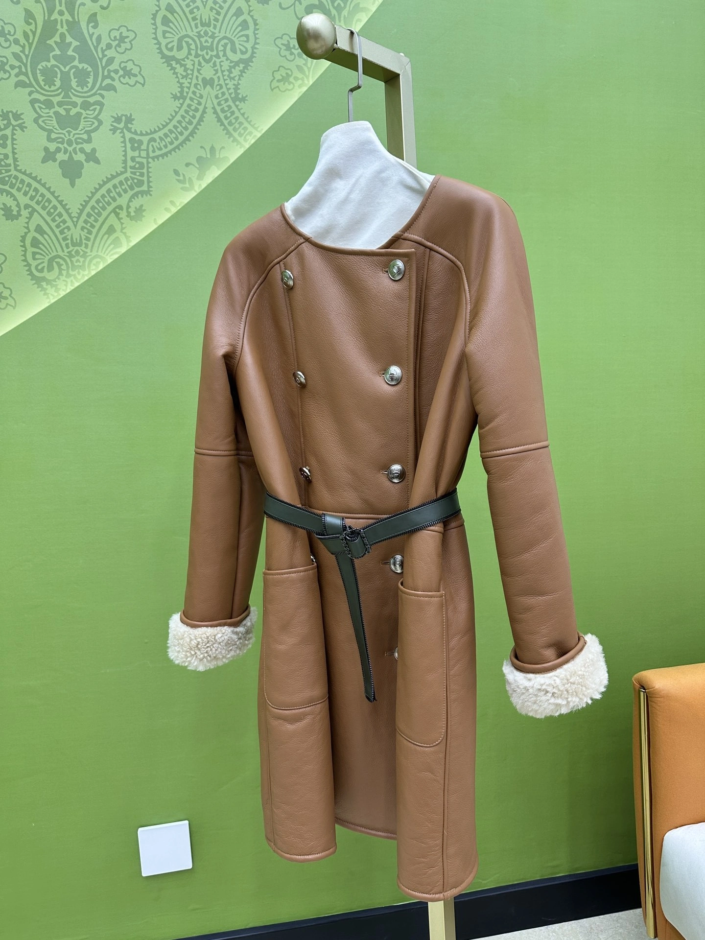 ACE- 3h1958 sheepskin wool item:D-F244J3010