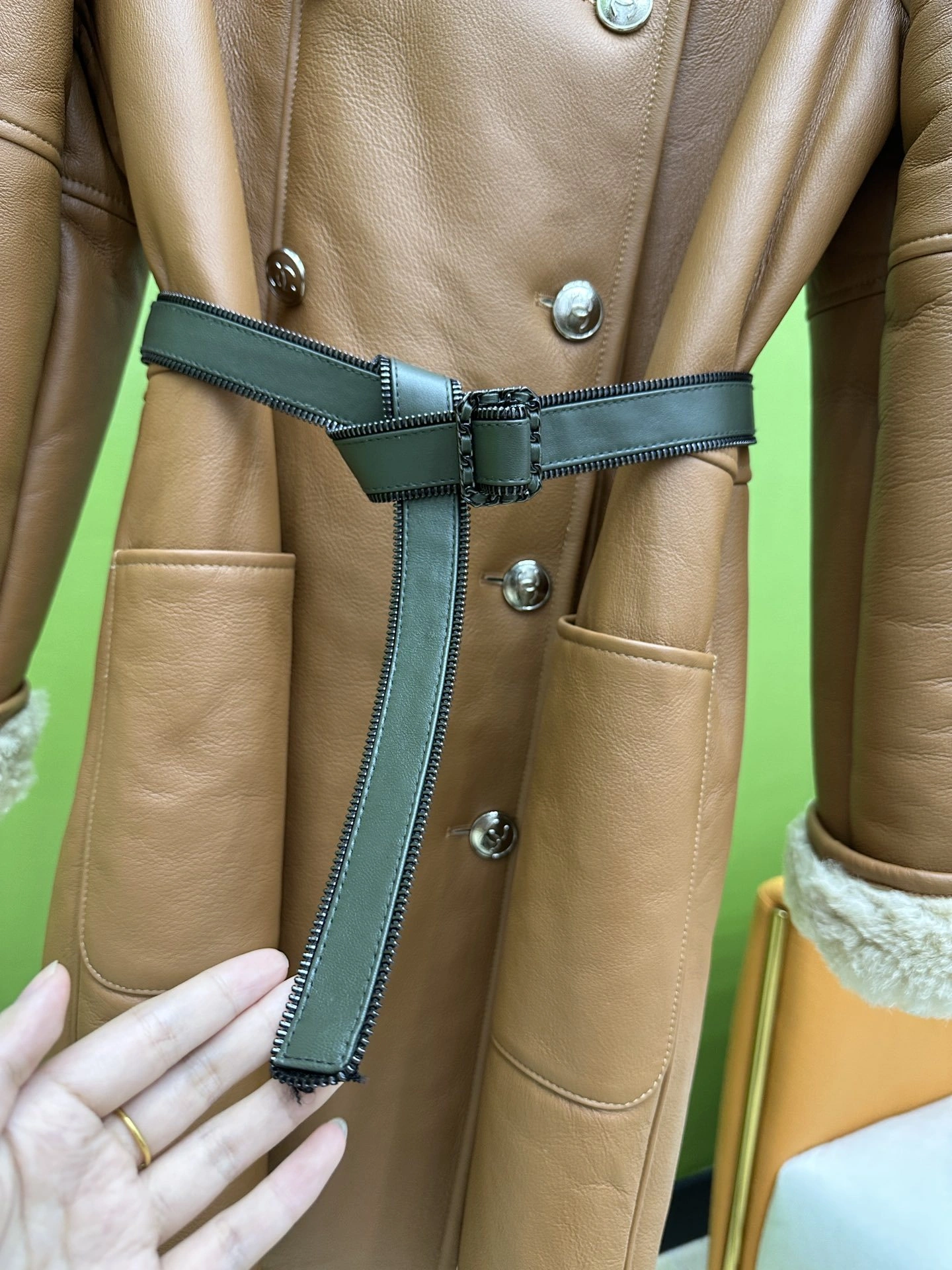 ACE- 3h1958 sheepskin wool item:D-F244J3010