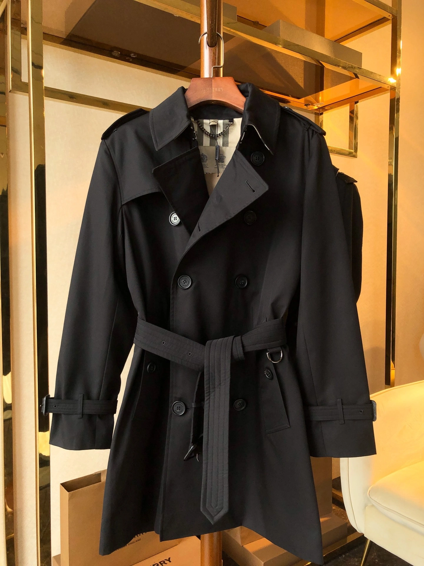 ACE- 40038611 oversized item:D-F020C0923