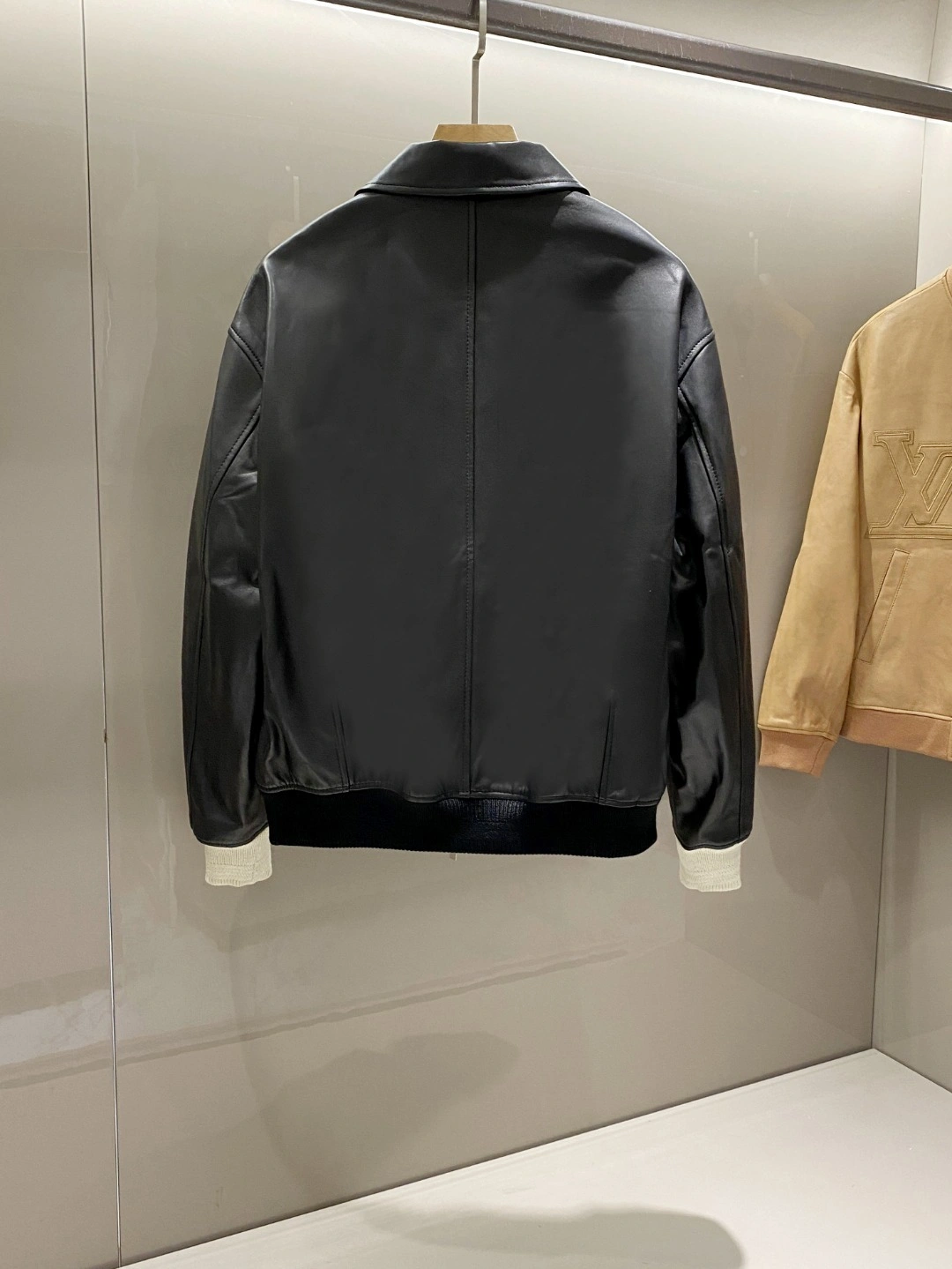 ACE- 4ior oversized sheepskin item:D-F054J1821