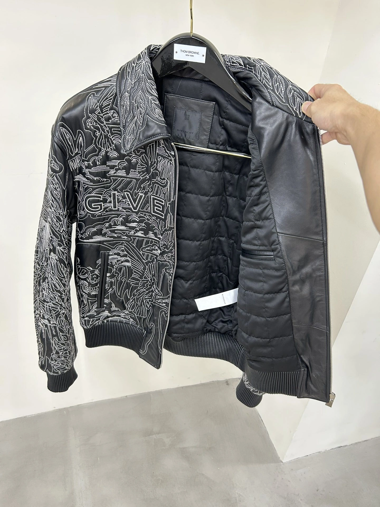 ACE- 6iv593hy embroidery item:D-F409J5306