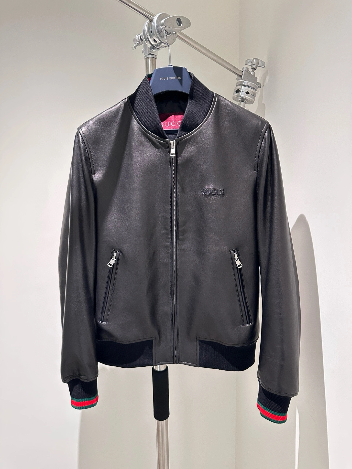 ACE- 6u33i sheepskin 2Colour item:E-F409G2636-2