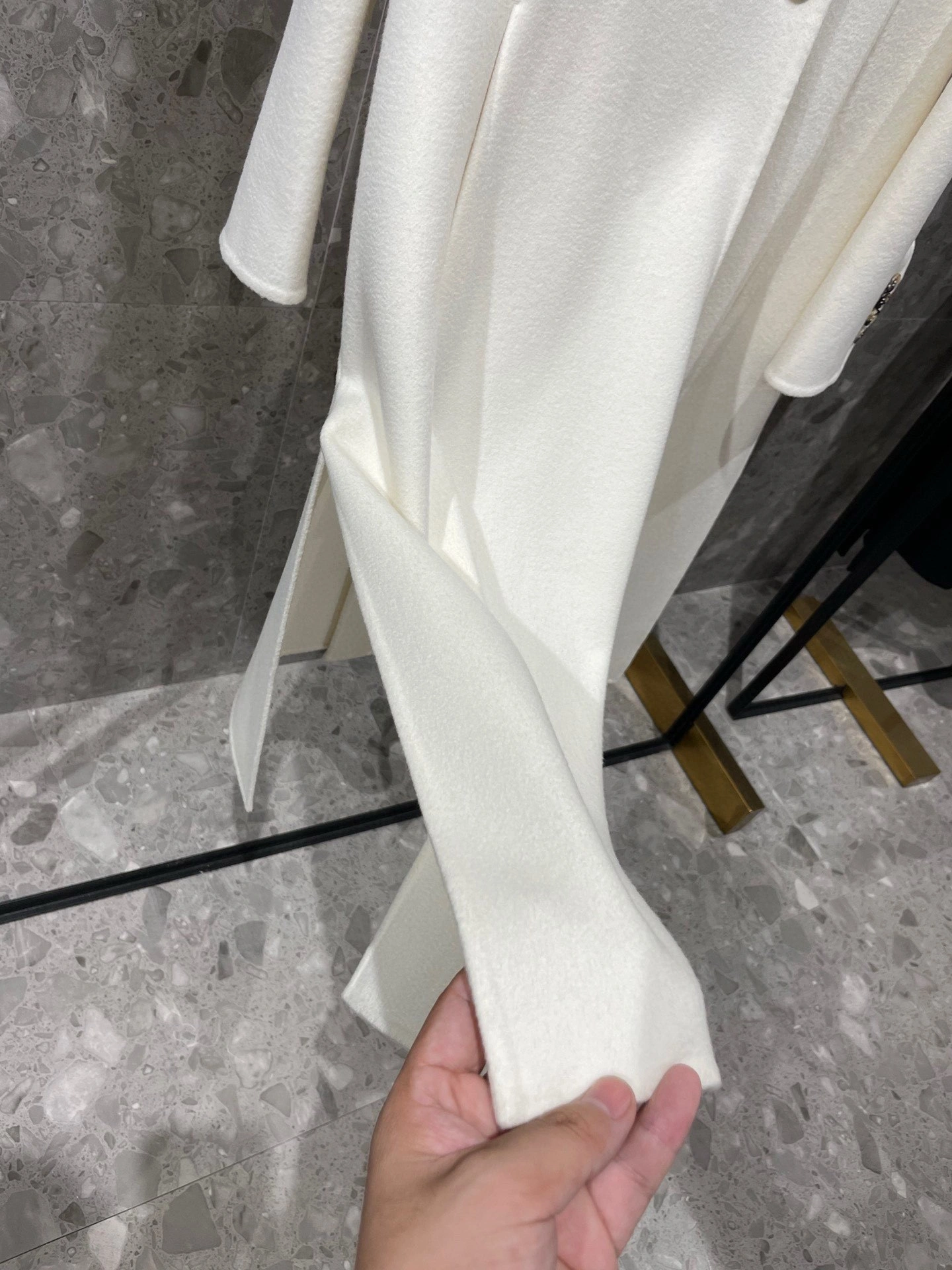 ACE- 71x71r1 2Colour item:D-F140J5013-2