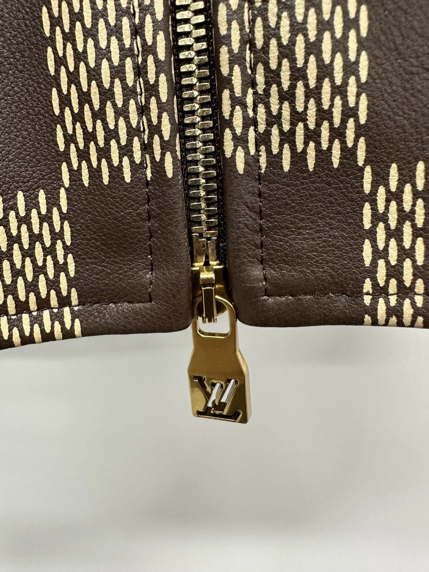 ACE- 8V cattlehide oversized item:D-F409J5342