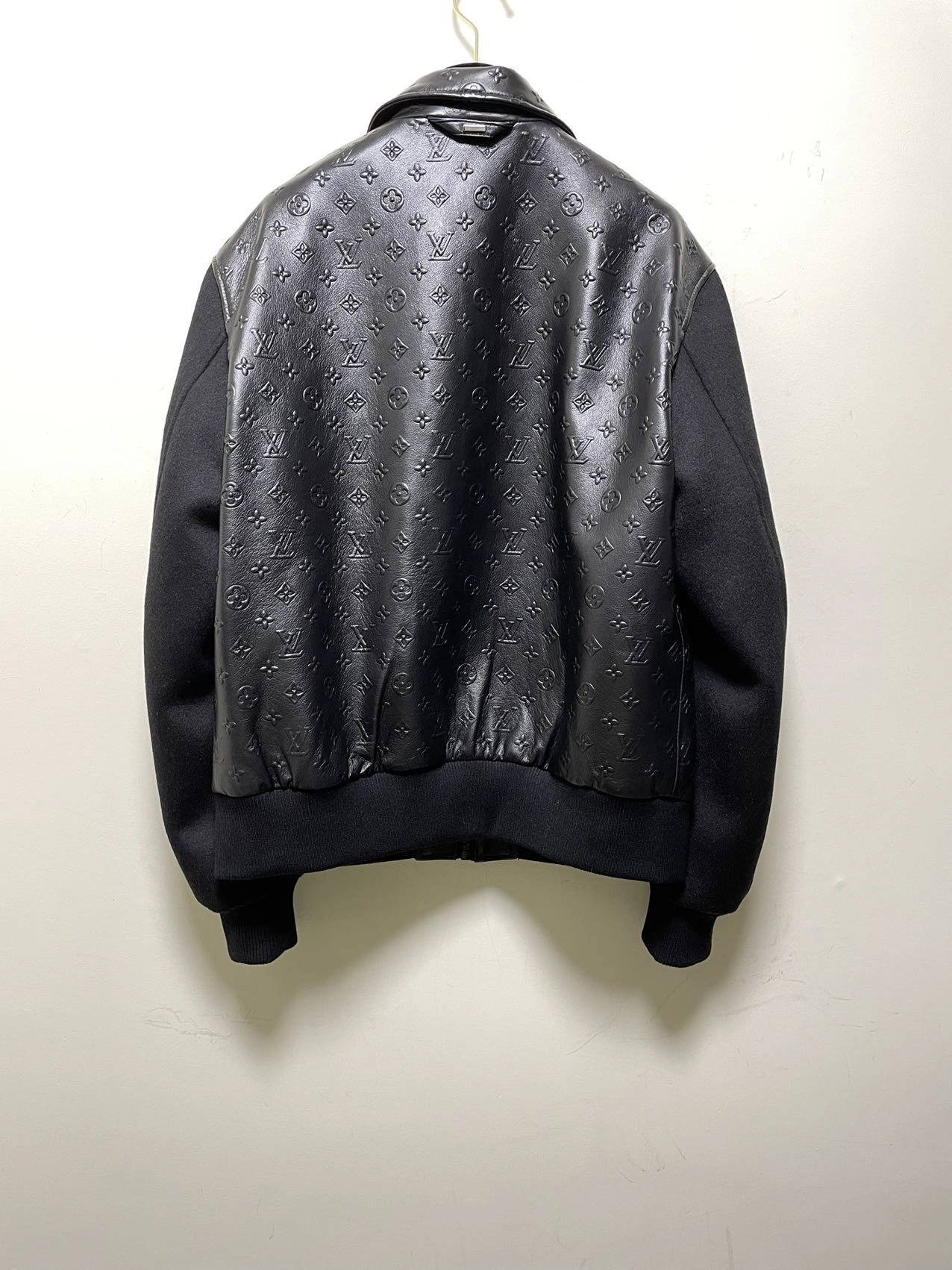 ACE- 8V cattlehide wool item:D-F409J5340