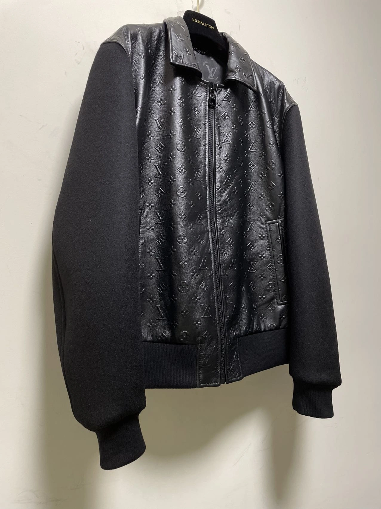 ACE- 8V cattlehide wool item:D-F409J5340