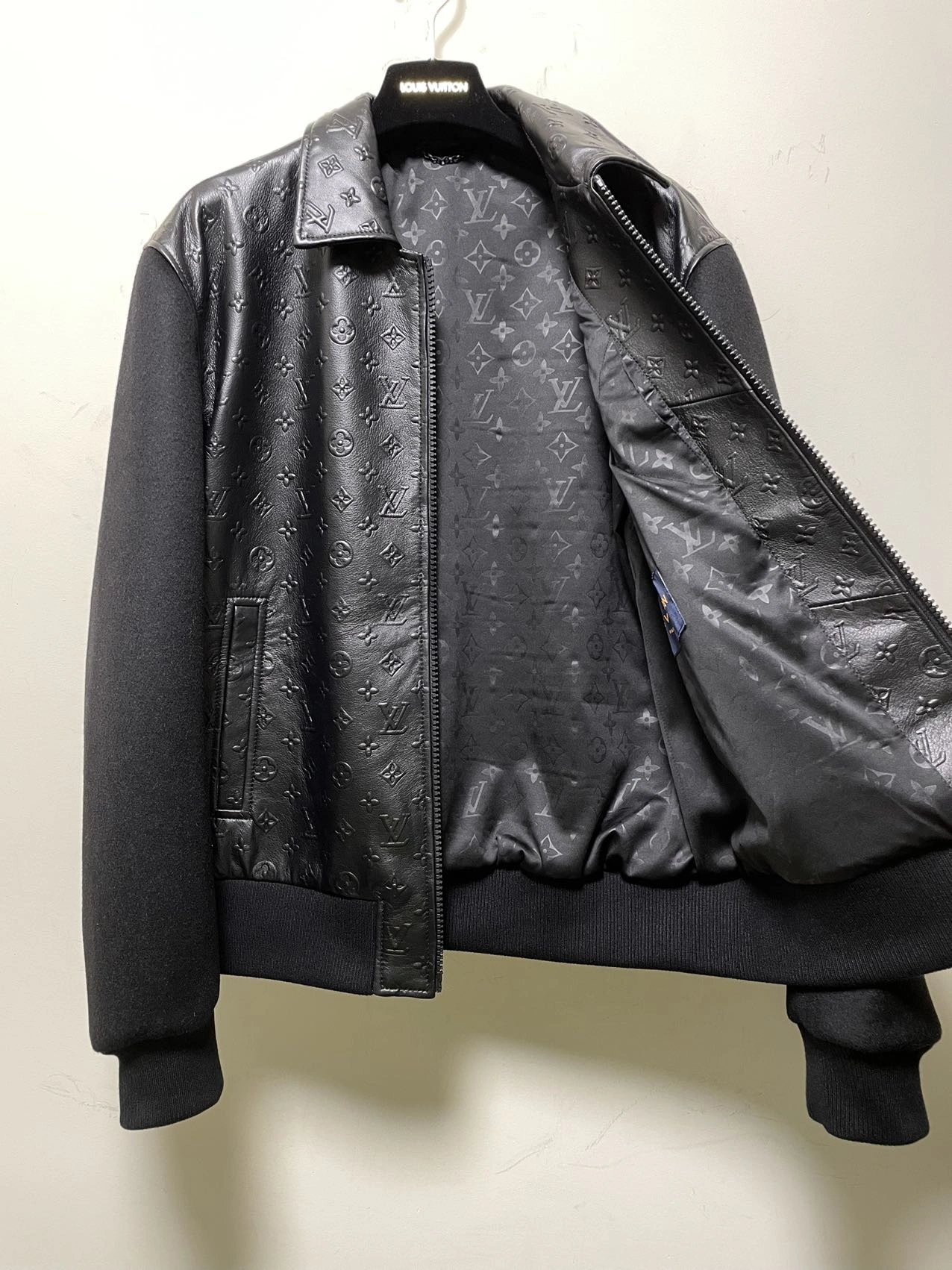 ACE- 8V cattlehide wool item:D-F409J5340