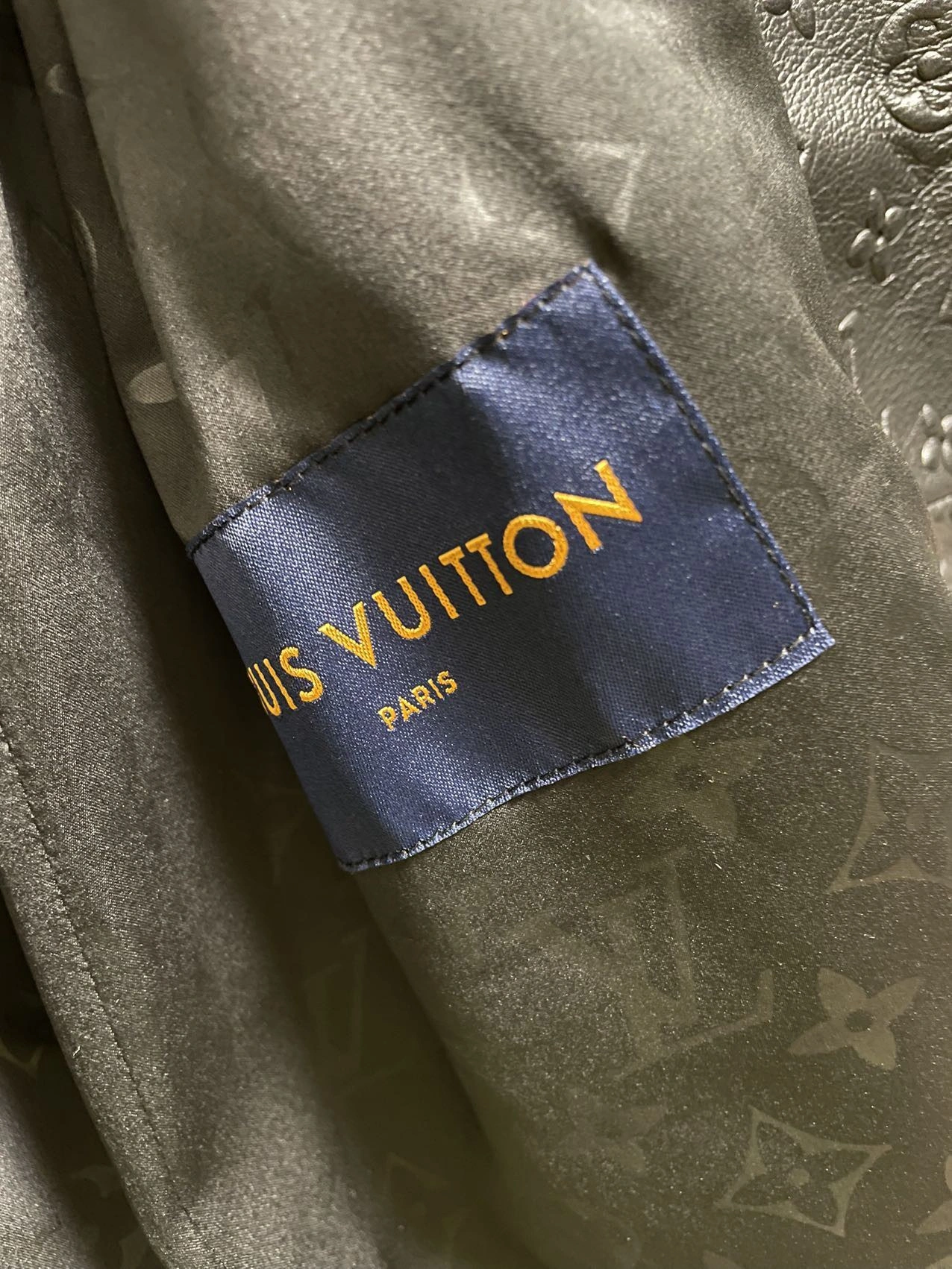 ACE- 8V cattlehide wool item:D-F409J5340