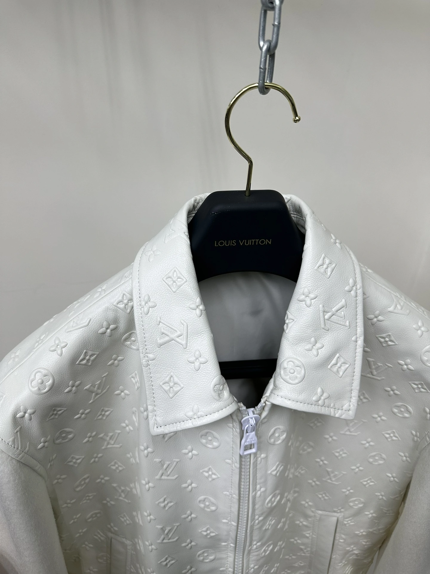 ACE- 8V cattlehide wool item:D-F409J5343