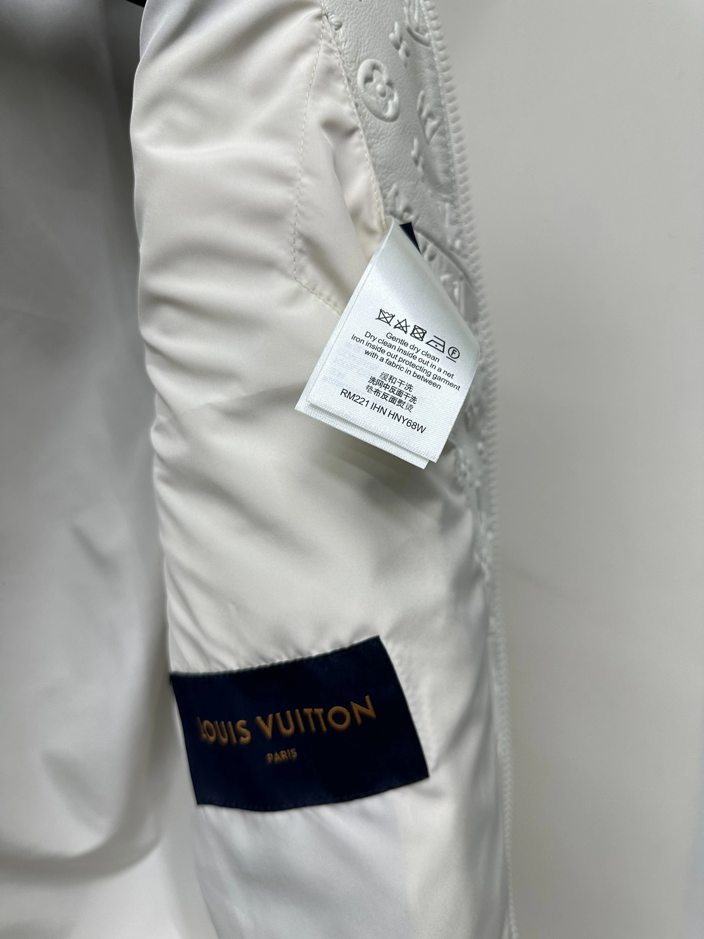 ACE- 8V cattlehide wool item:D-F409J5343